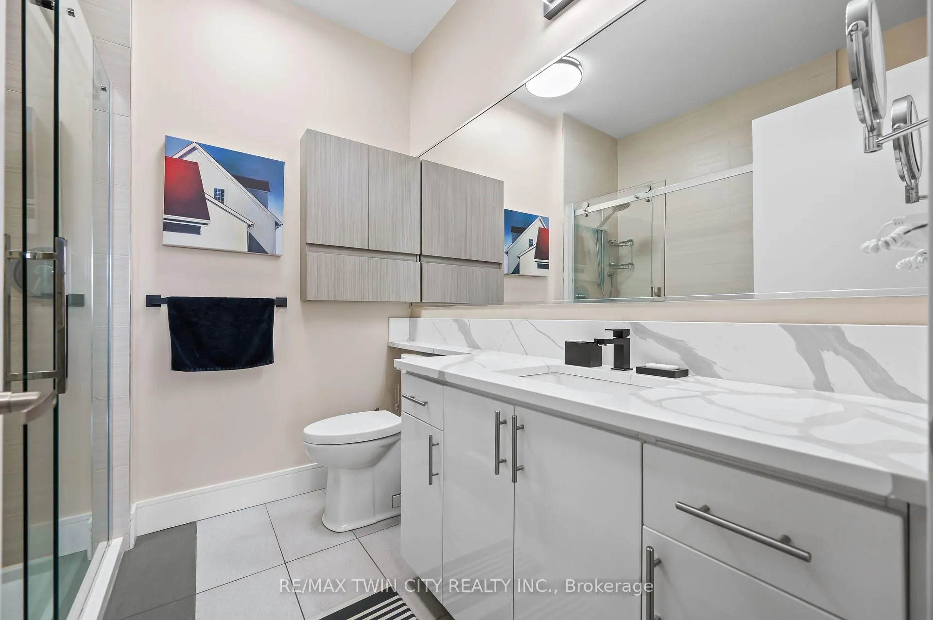 Photo 30 of Unit 612, 112 Benton Street, Kitchener — HOMEH