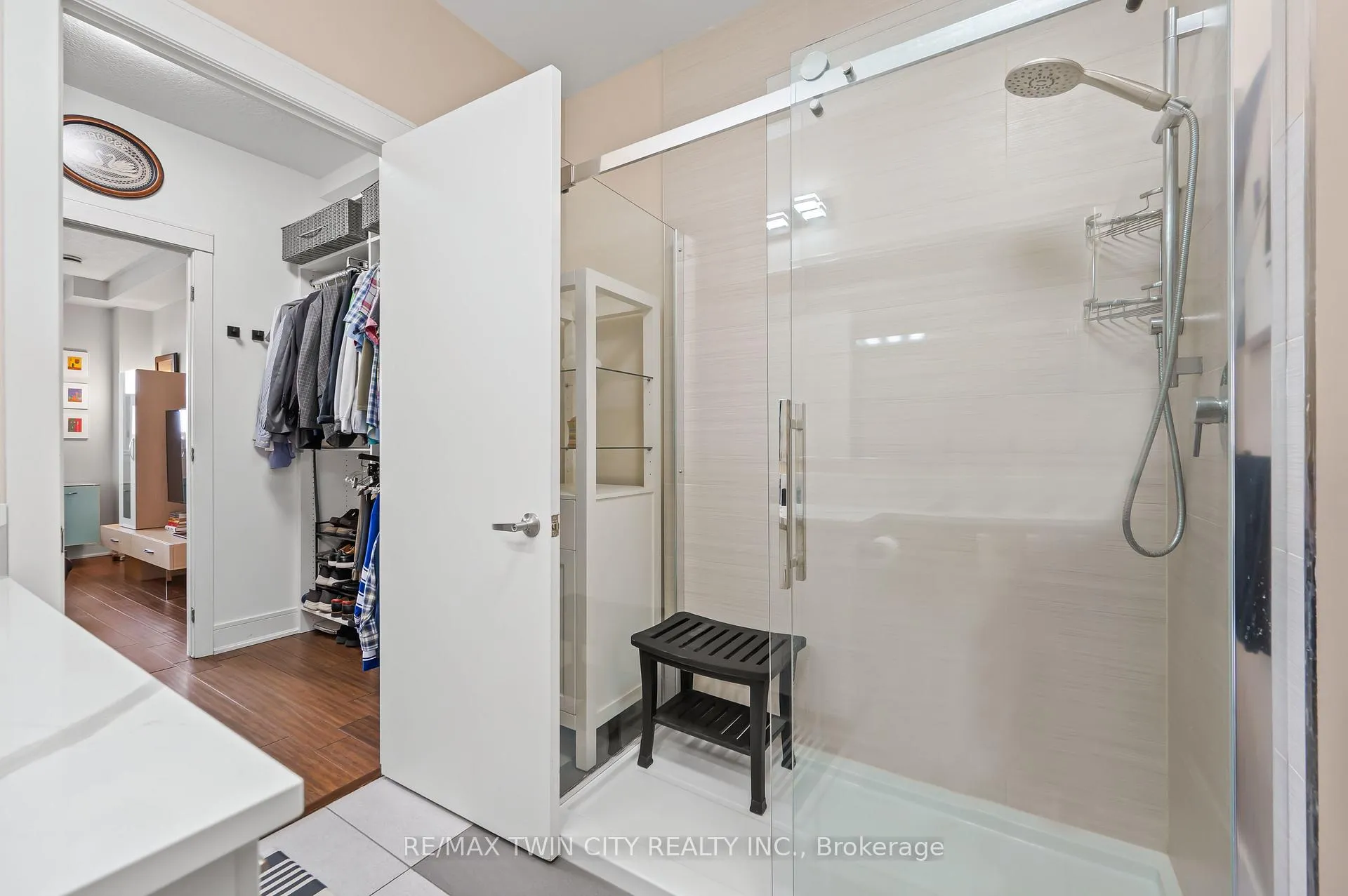 Photo 31 of Unit 612, 112 Benton Street, Kitchener — HOMEH