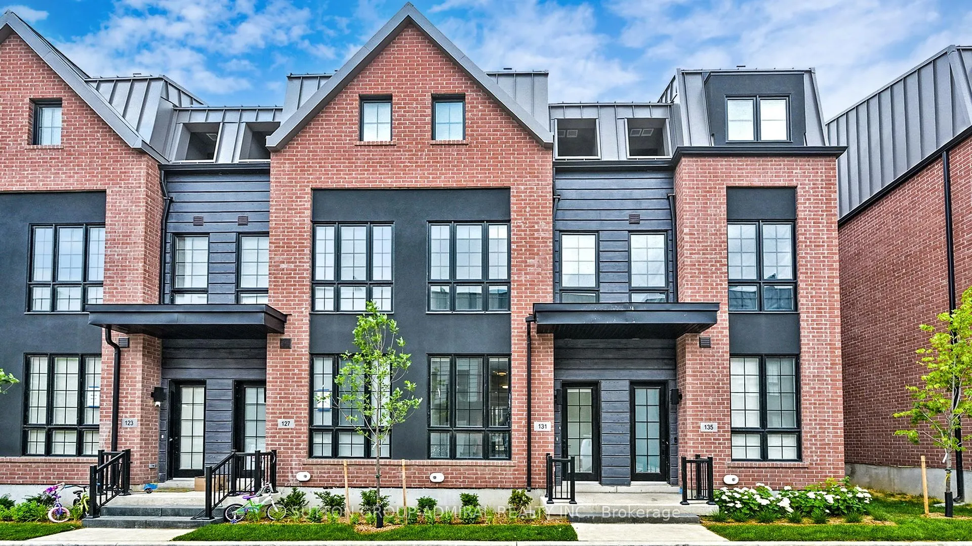 Photo 1 of 131 Alton Crescent, Vaughan, Uplands — HOMEH