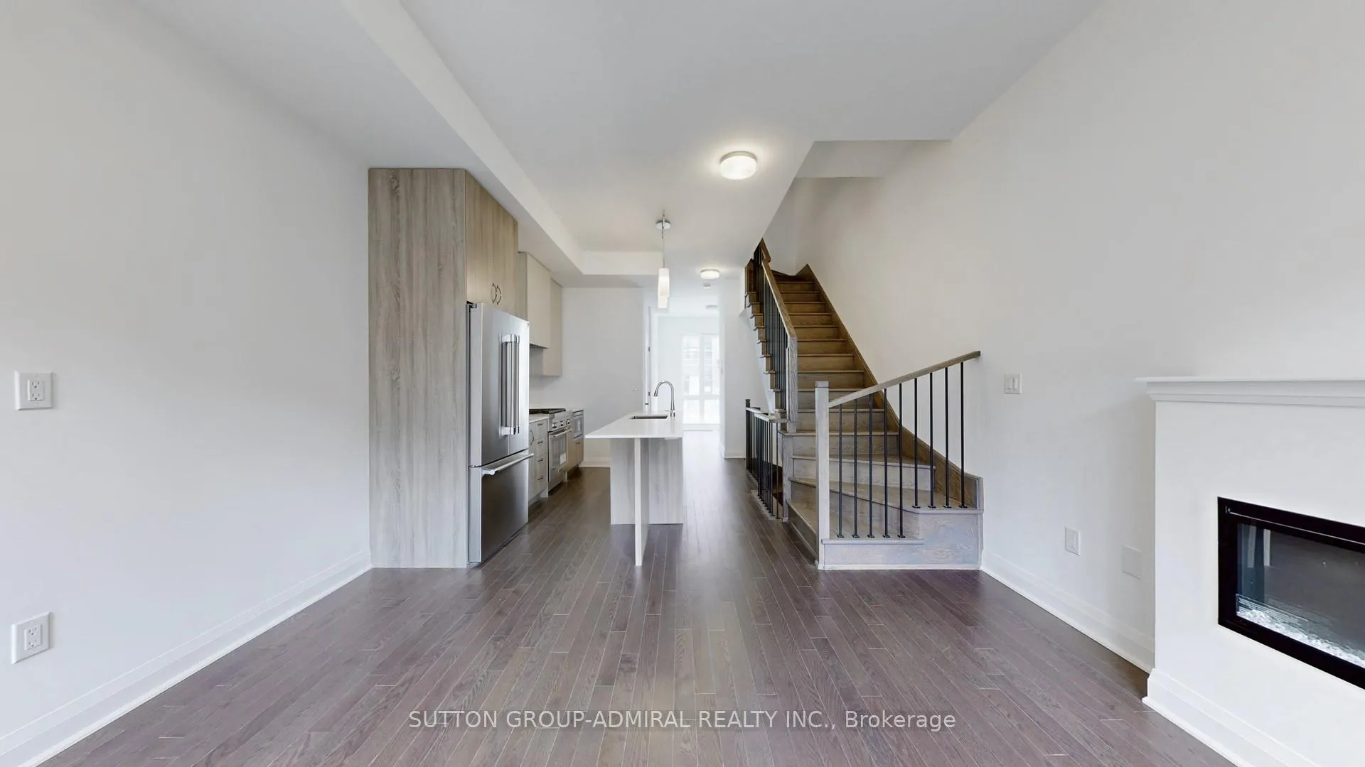 Photo 9 of 131 Alton Crescent, Vaughan, Uplands — HOMEH