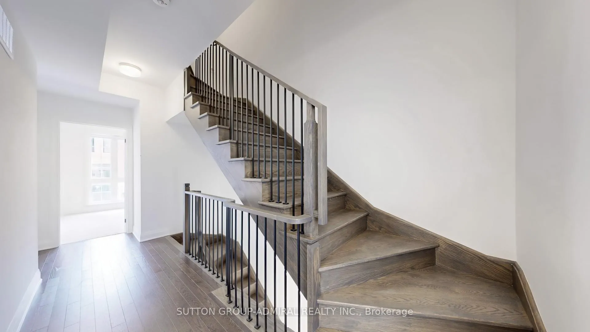 Photo 25 of 131 Alton Crescent, Vaughan, Uplands — HOMEH
