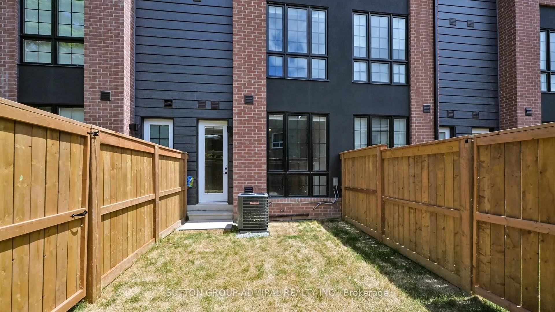 Photo 44 of 131 Alton Crescent, Vaughan, Uplands — HOMEH
