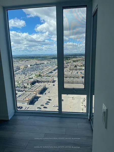 Photo 5 of Unit 2024, 498 Caldari Road, Vaughan, Concord — HOMEH