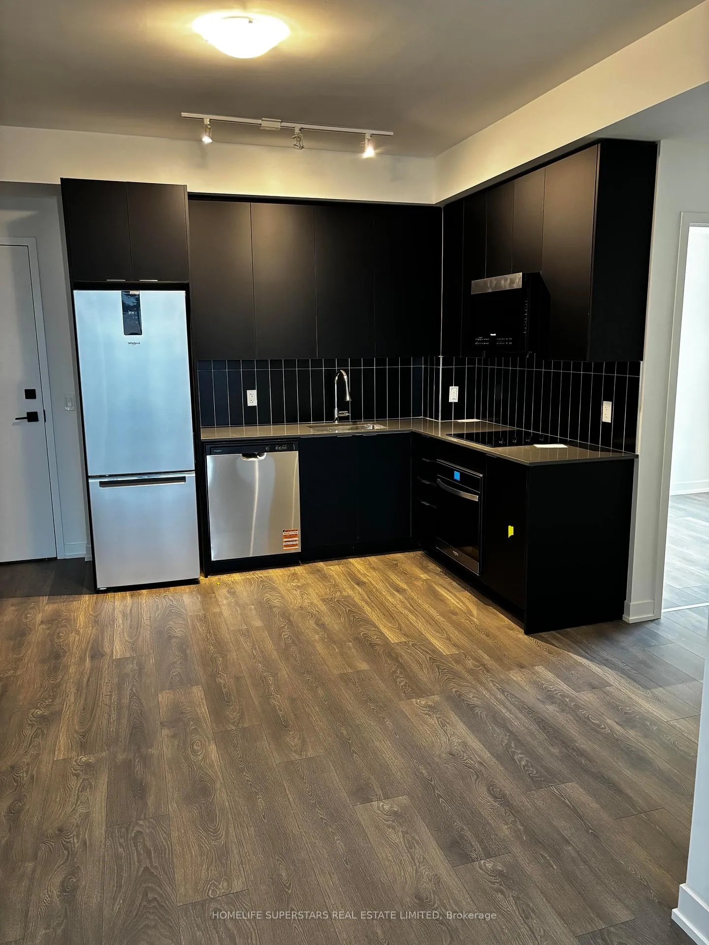 Photo 9 of Unit 2024, 498 Caldari Road, Vaughan, Concord — HOMEH
