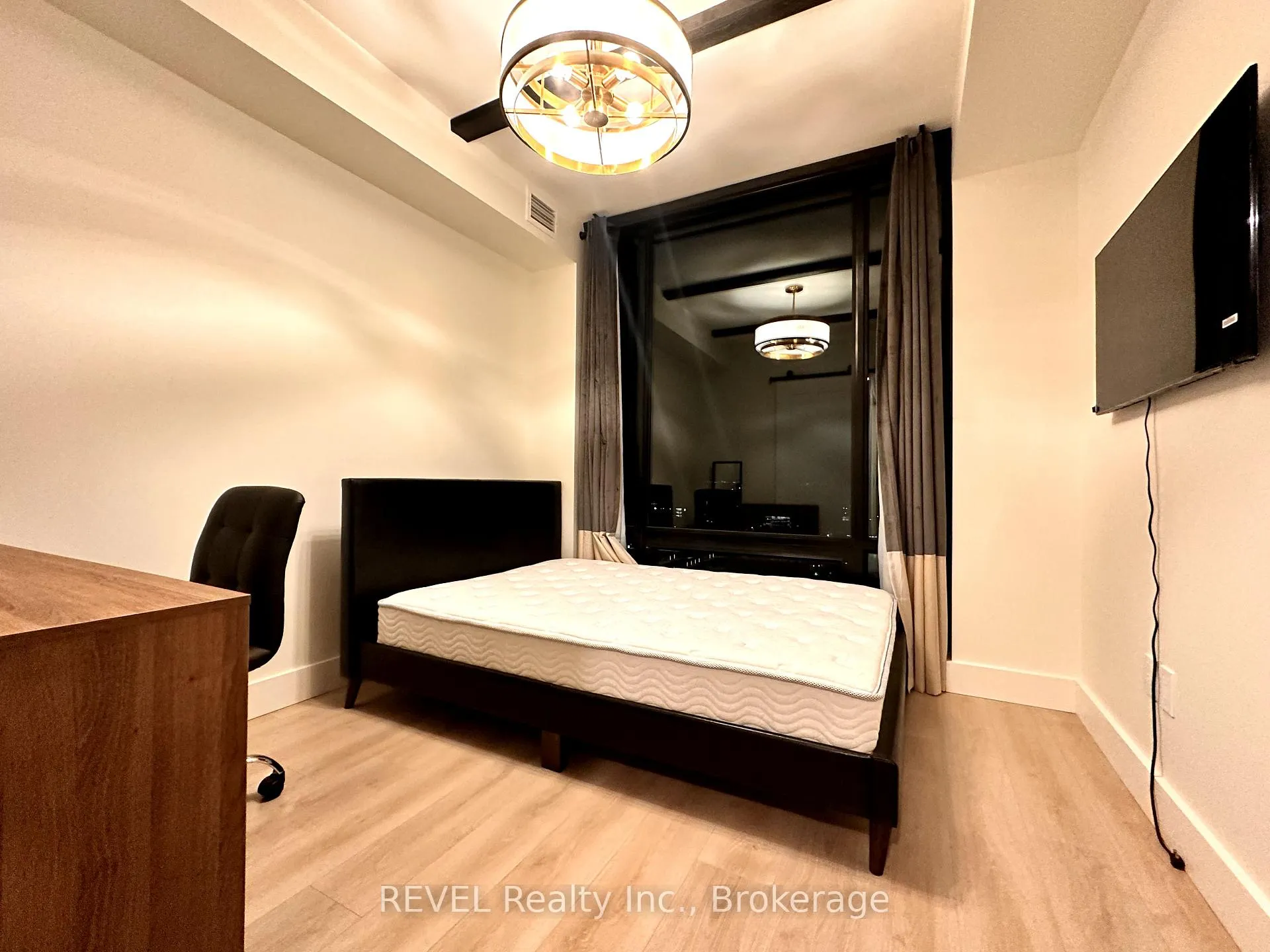 Photo 10 of Unit 1930, 145 Columbia Street W, Waterloo — HOMEH