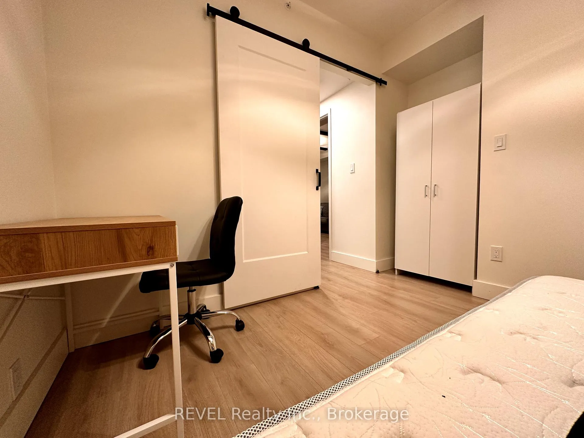 Photo 11 of Unit 1930, 145 Columbia Street W, Waterloo — HOMEH
