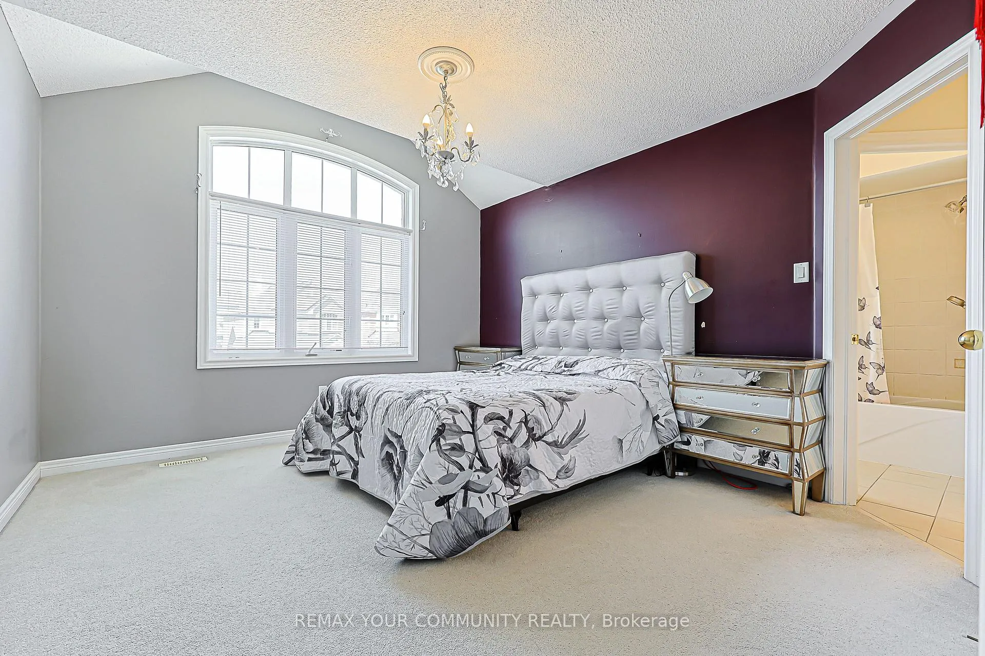 Photo 21 of 193 Maurier Boulevard, Vaughan, Patterson — HOMEH