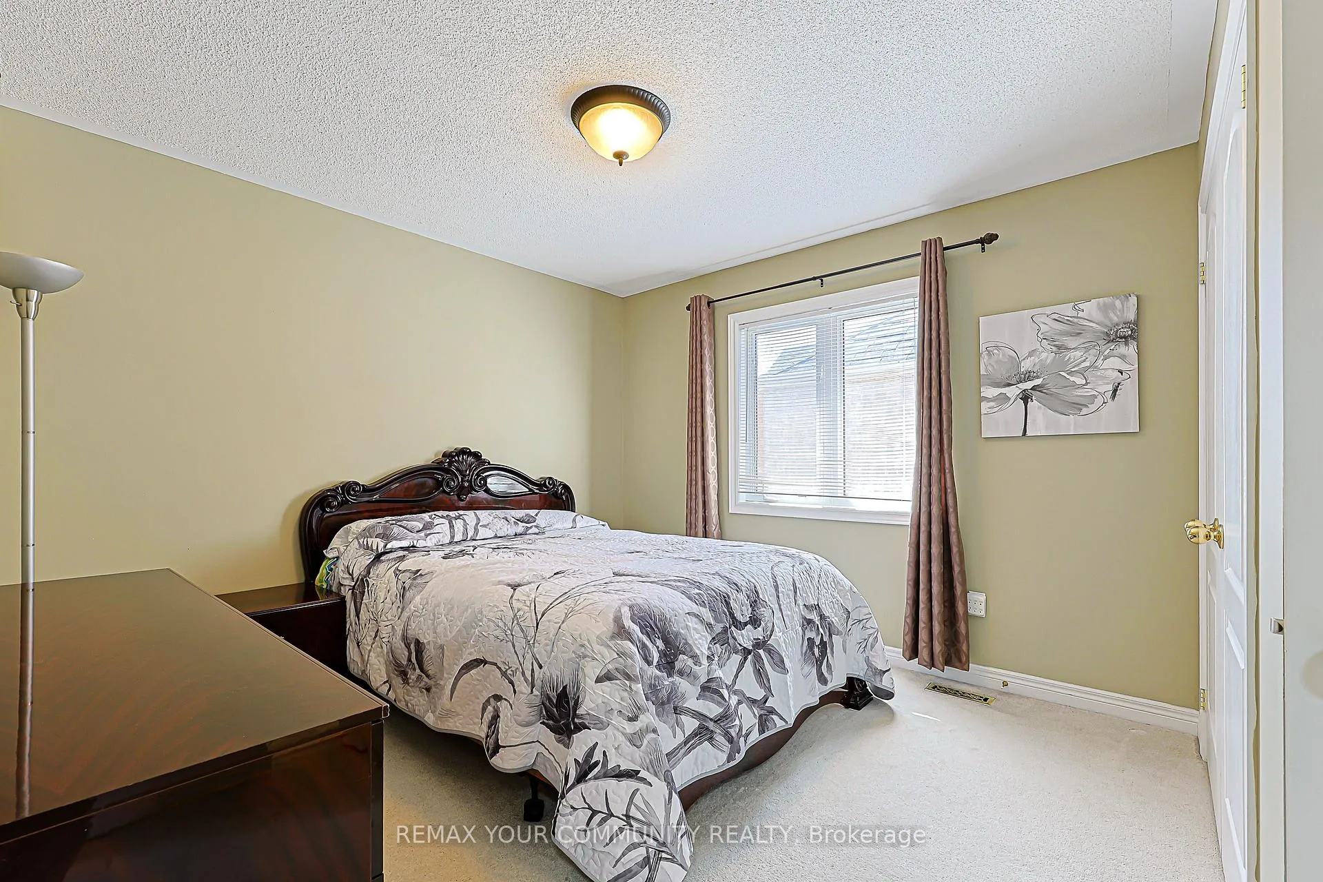 Photo 24 of 193 Maurier Boulevard, Vaughan, Patterson — HOMEH