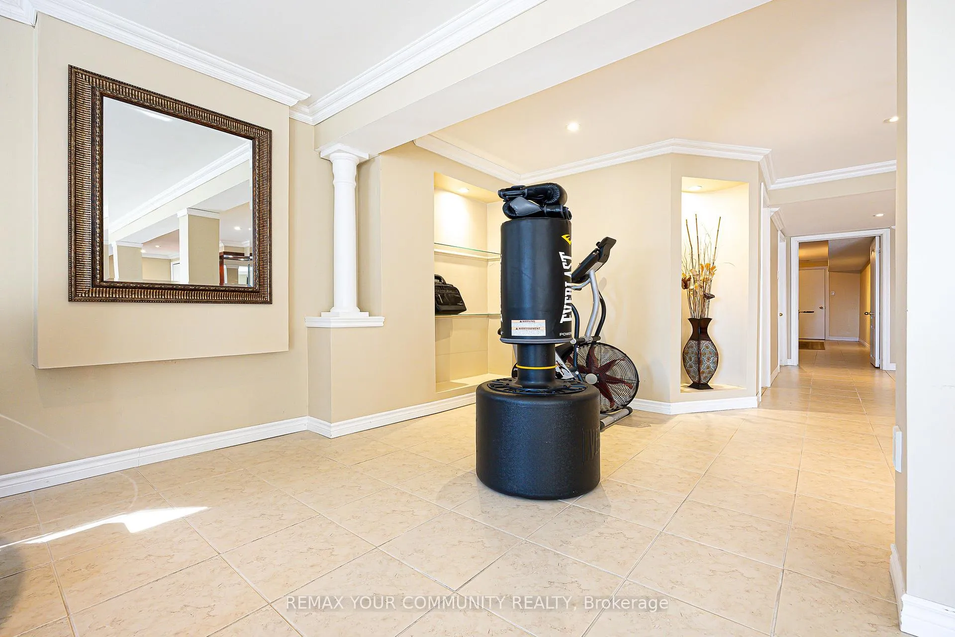 Photo 31 of 193 Maurier Boulevard, Vaughan, Patterson — HOMEH