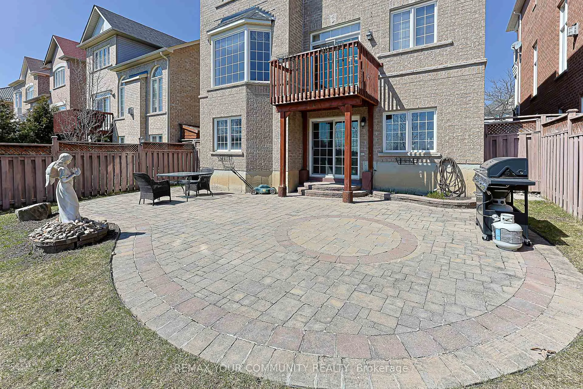 Photo 36 of 193 Maurier Boulevard, Vaughan, Patterson — HOMEH
