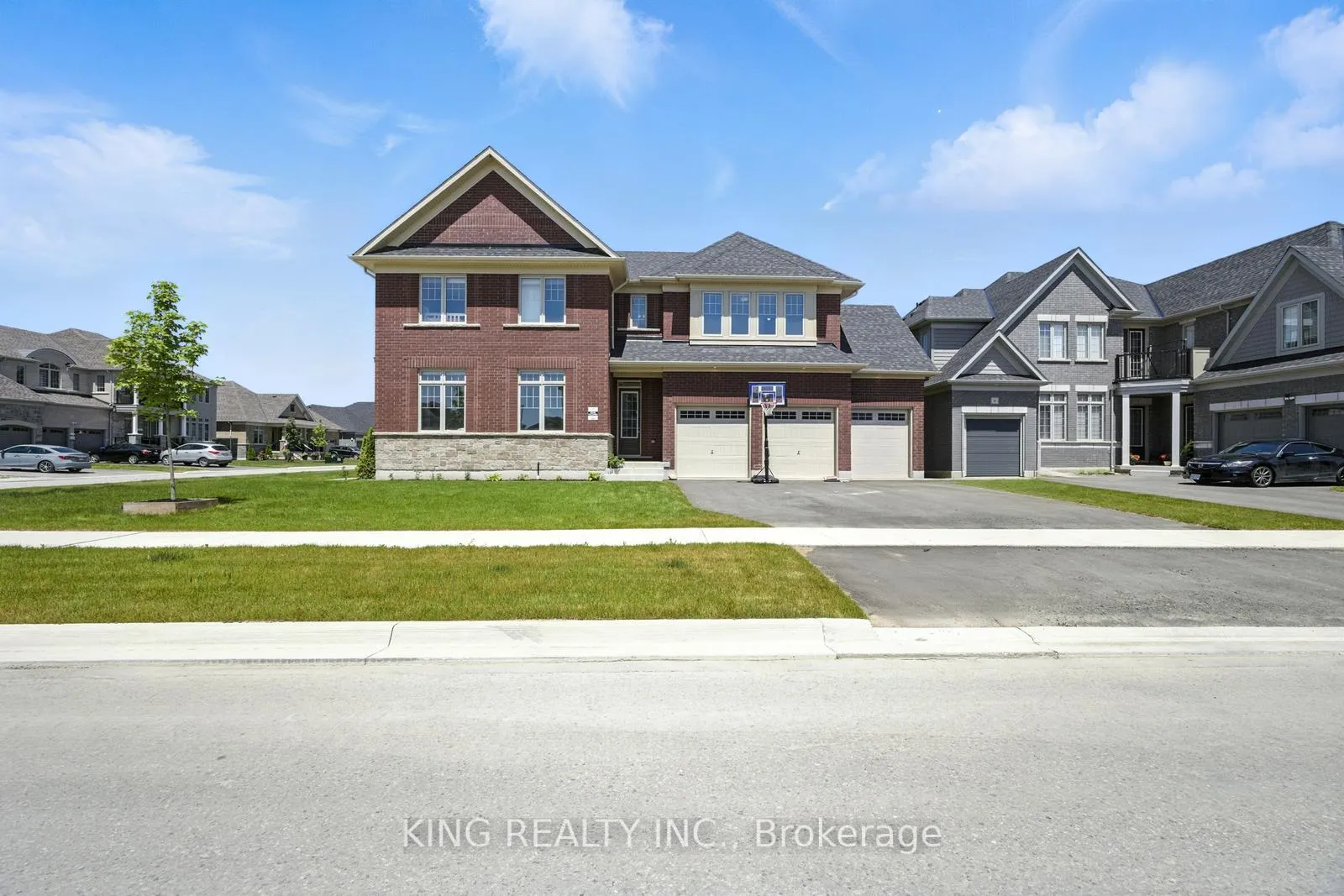 Front of 2 Emerald Grove