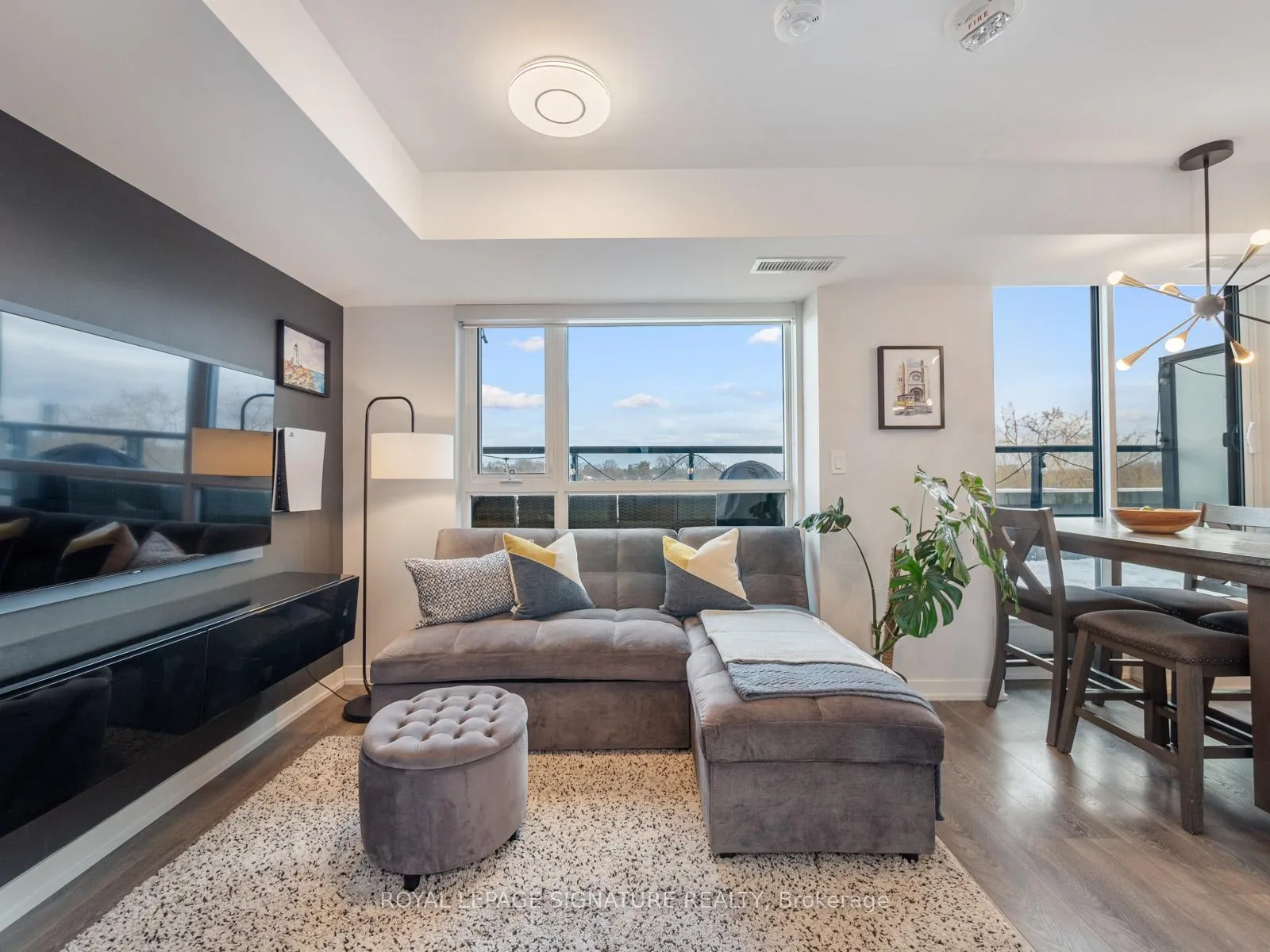 Photo 8 of Unit 601, 1401 O'Connor Drive, Toronto, East York — HOMEH