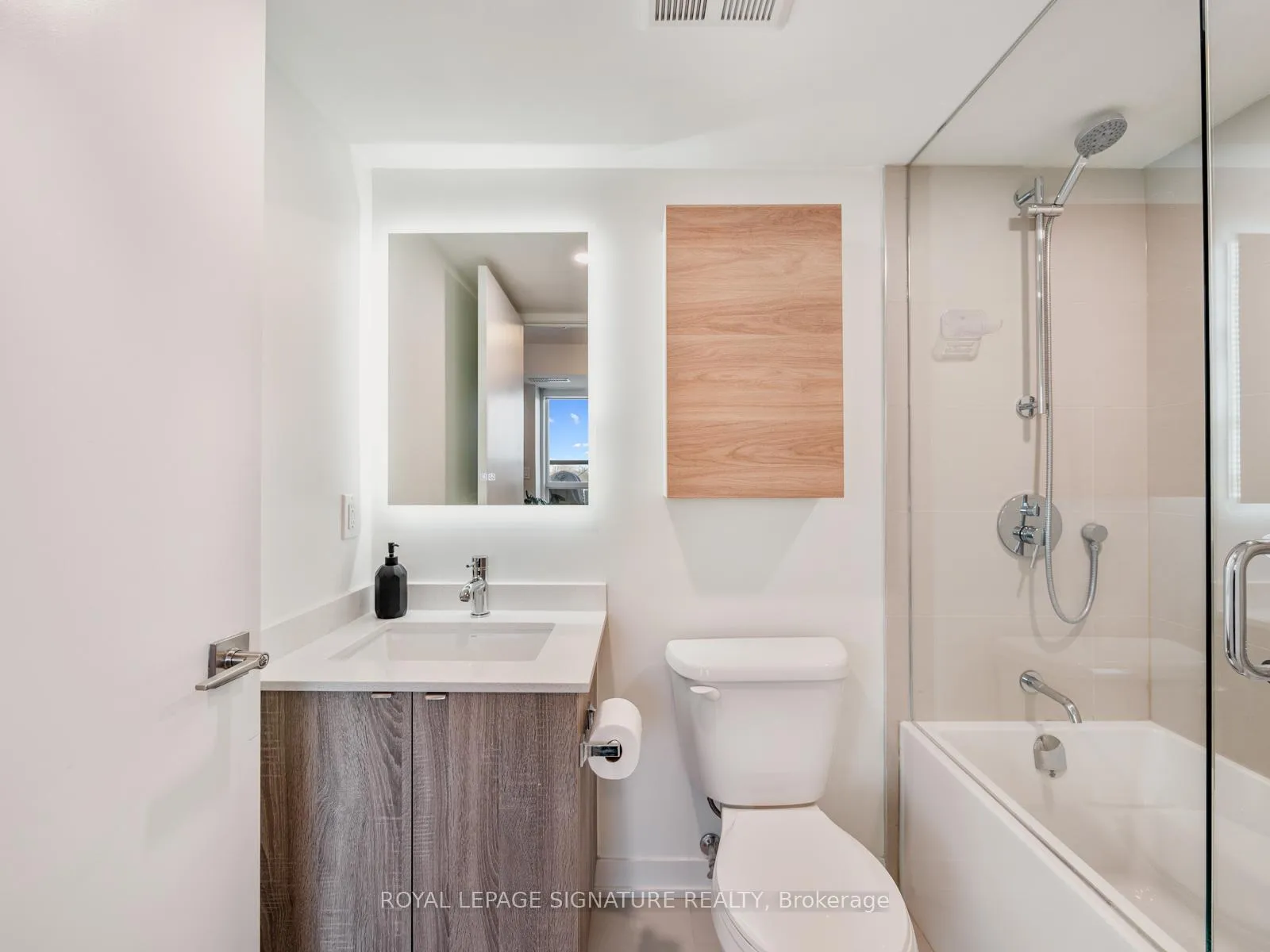 Photo 10 of Unit 601, 1401 O'Connor Drive, Toronto, East York — HOMEH