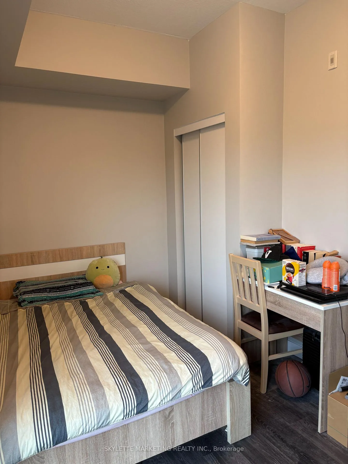 Photo 15 of Unit 601, 251 Hemlock Street, Waterloo, Beechwood/University — HOMEH