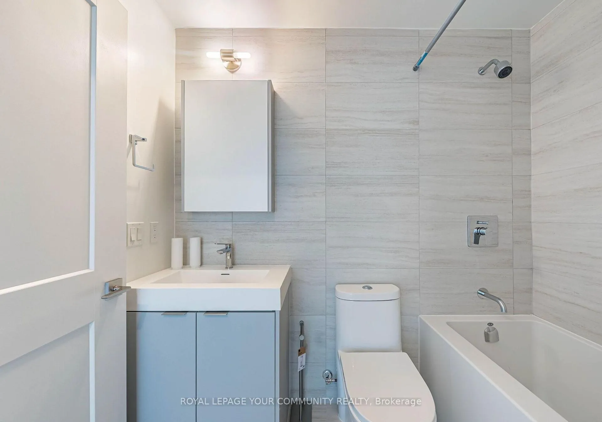 Photo 12 of Unit 1424, 498 Caldari Road, Vaughan, Concord — HOMEH