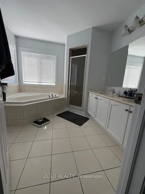 Photo 14 of 19 Paperbark Avenue, Vaughan, Patterson — HOMEH