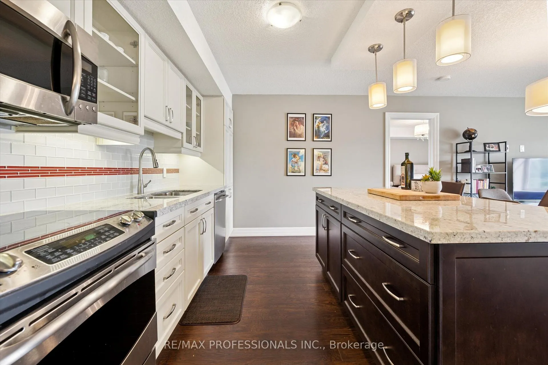 Photo 3 of Unit 706, 776 Laurelwood Drive, Waterloo — HOMEH