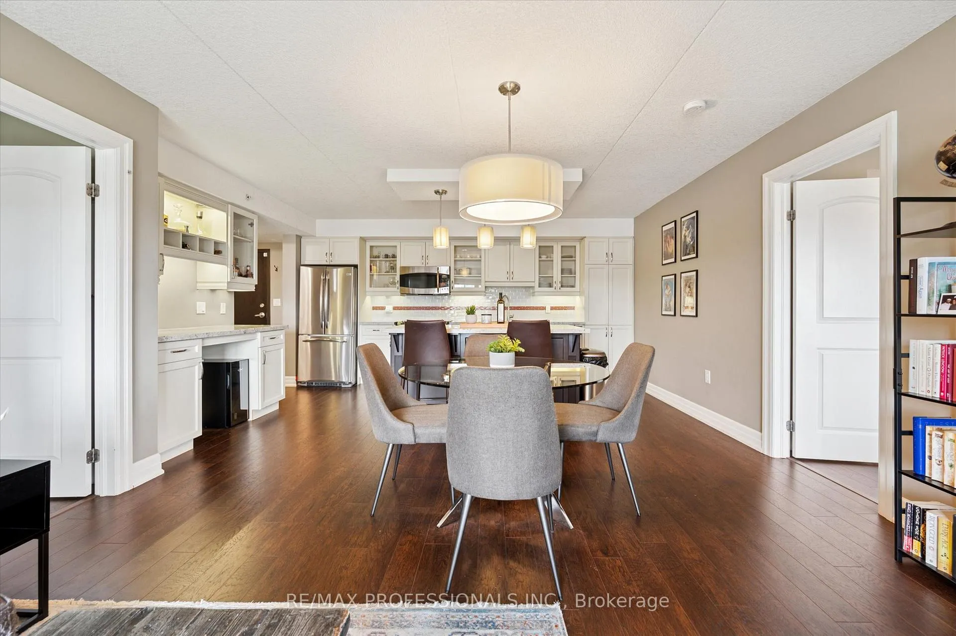 Photo 6 of Unit 706, 776 Laurelwood Drive, Waterloo — HOMEH