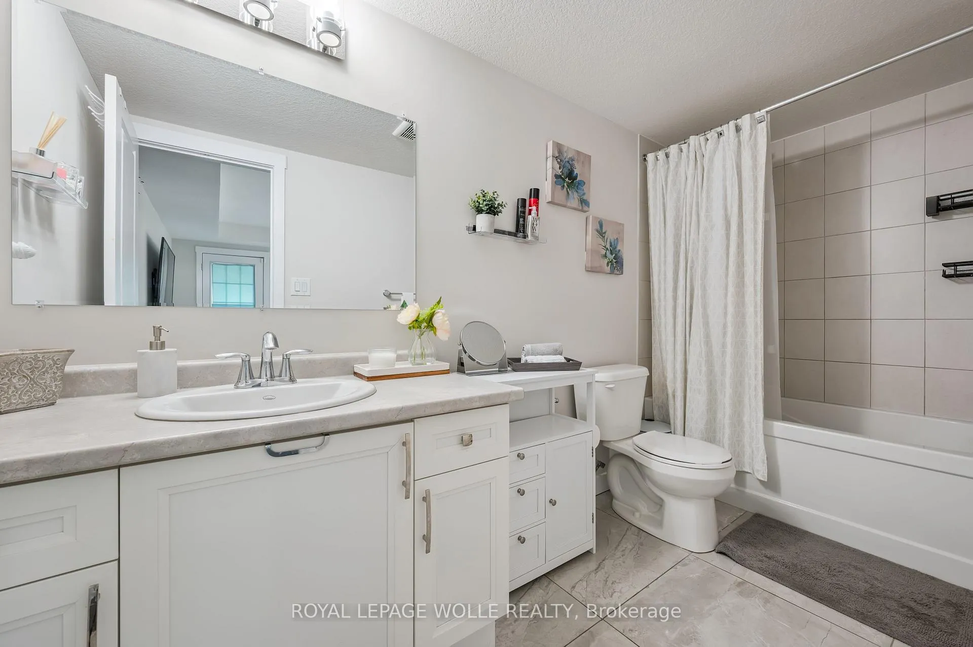 Photo 22 of Unit A, 170 Rochefort Street, Kitchener — HOMEH