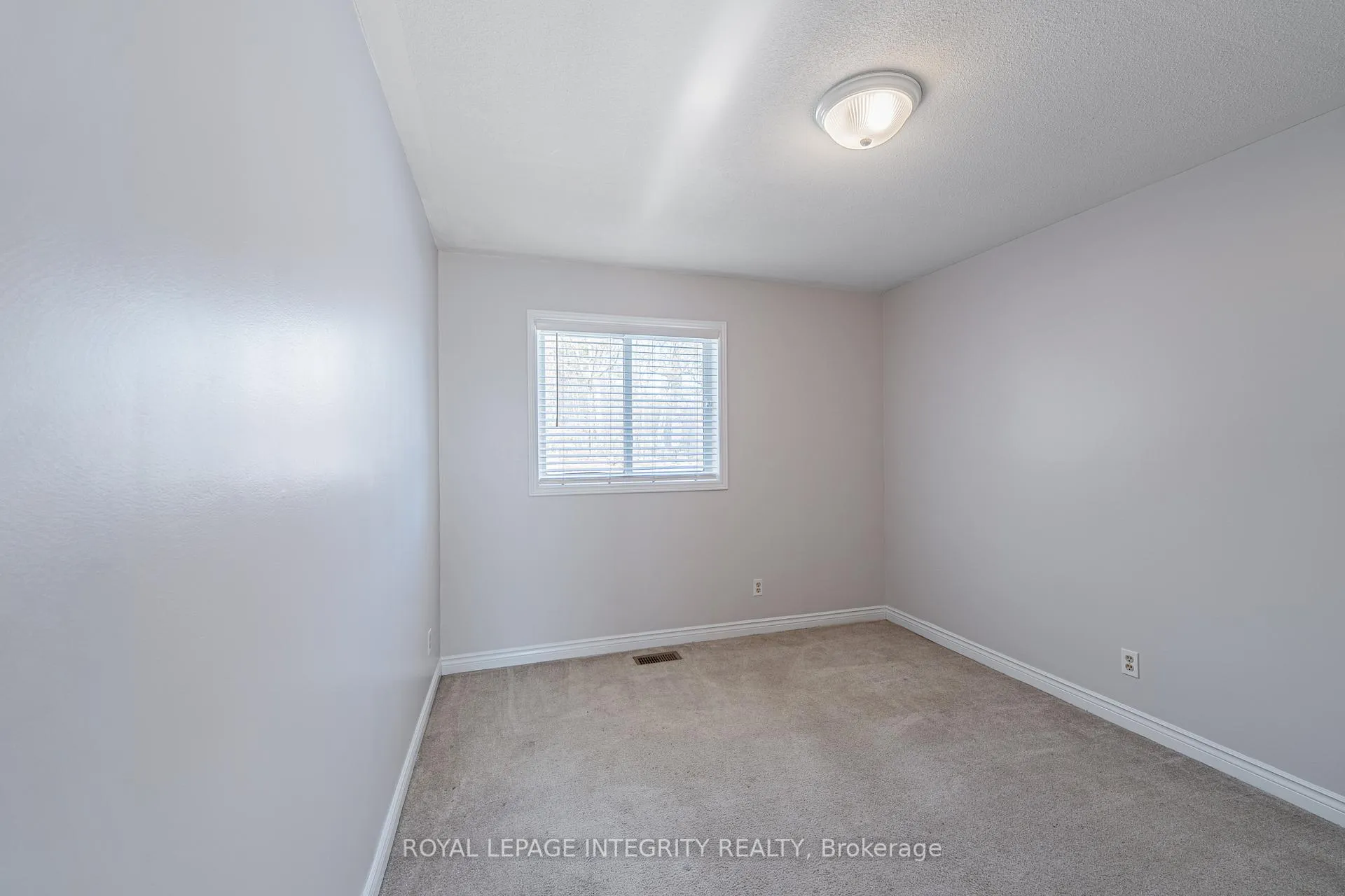 Photo 17 of 3976 Carp Road, Ottawa, Carp — HOMEH