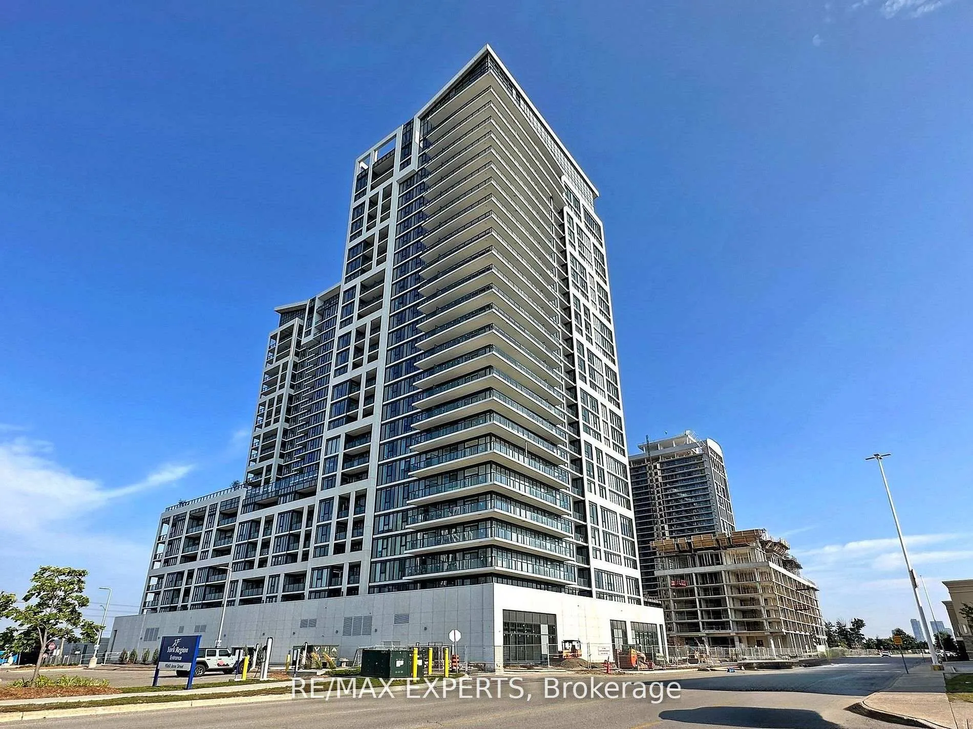 Photo 1 of Unit 2225, 9000 Jane Street, Vaughan, Concord — HOMEH