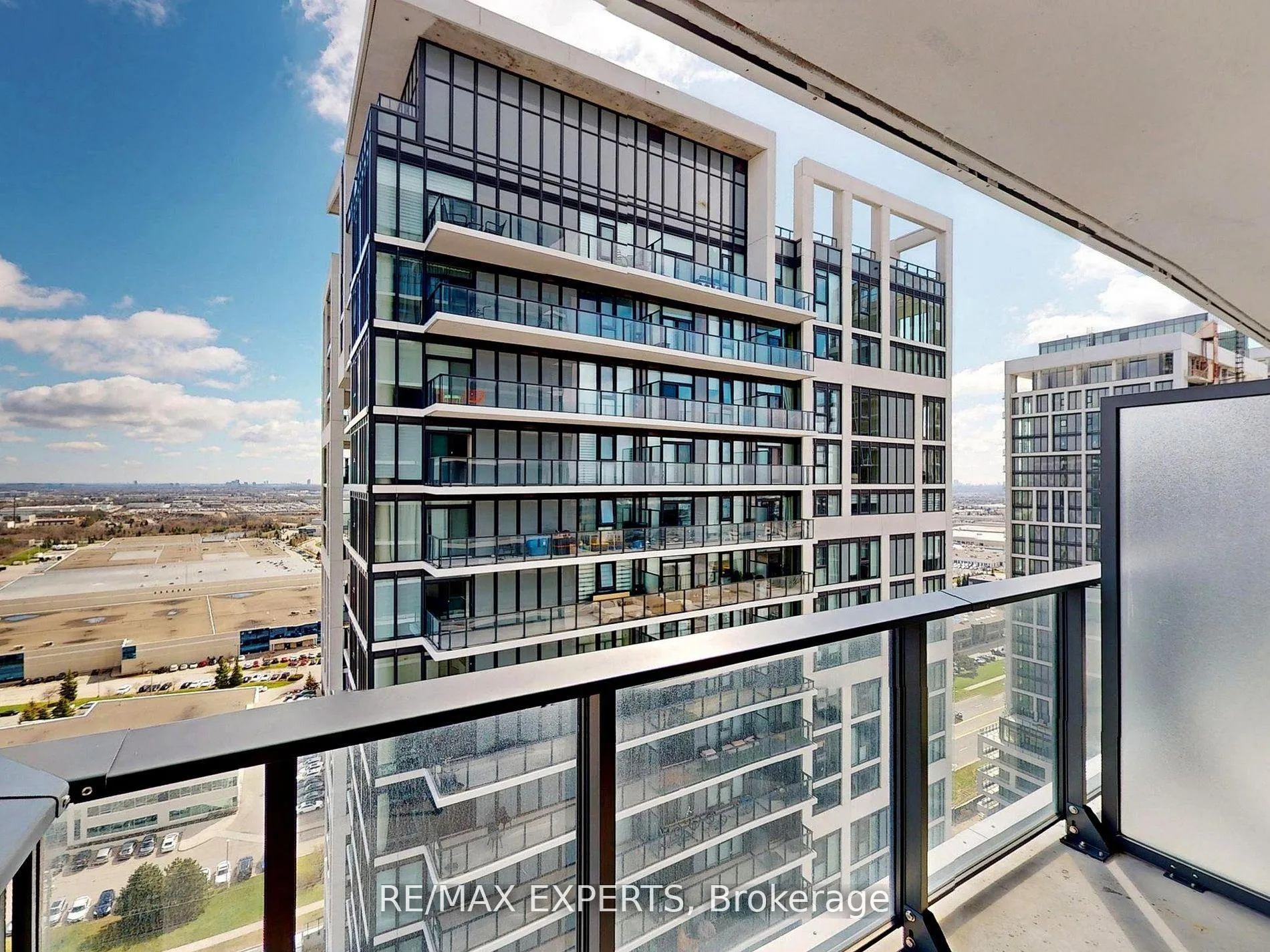 Photo 20 of Unit 2225, 9000 Jane Street, Vaughan, Concord — HOMEH