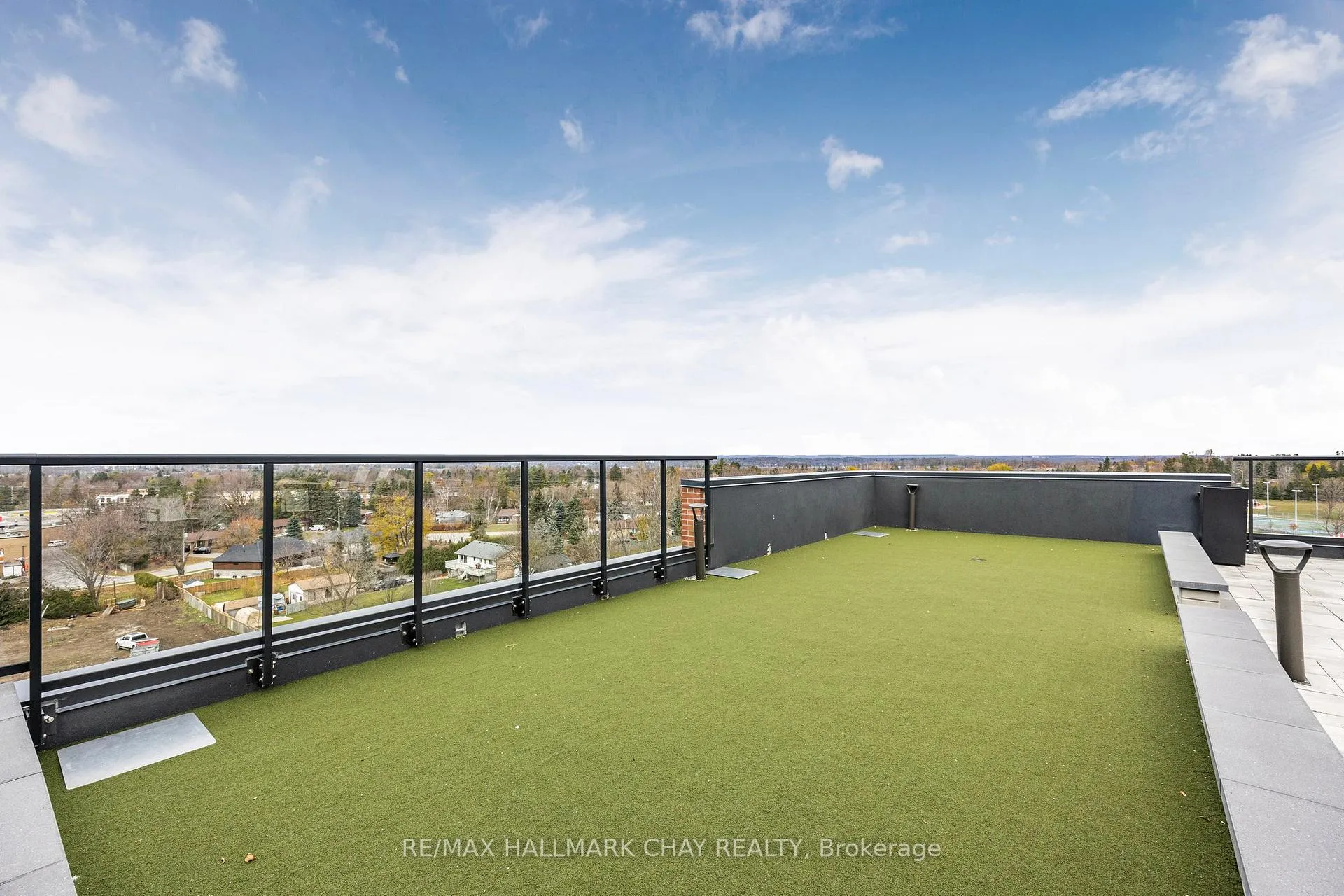 Photo 40 of Unit 211, 681 Yonge Street SW, Barrie, Painswick South — HOMEH