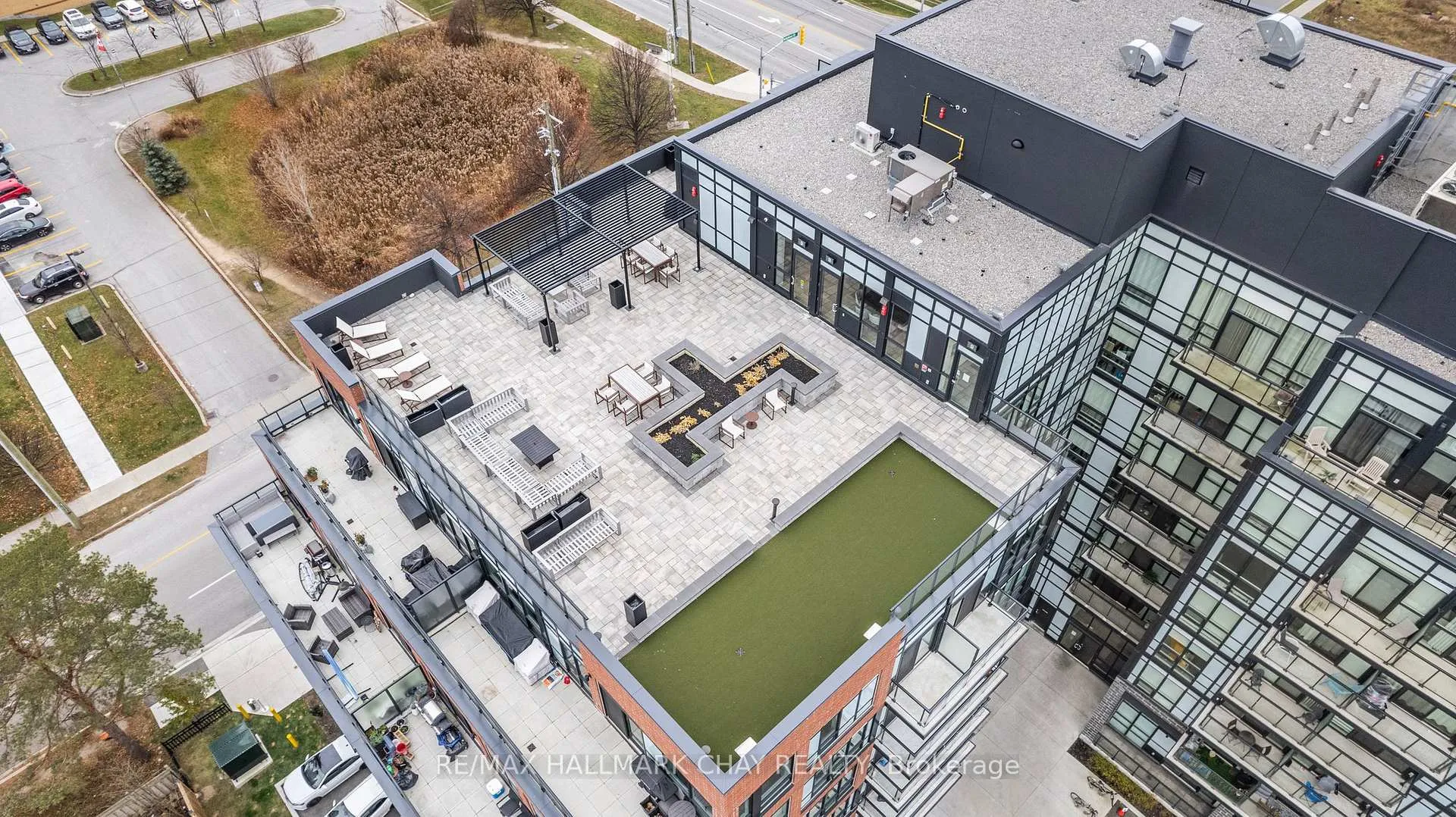 Photo 42 of Unit 211, 681 Yonge Street SW, Barrie, Painswick South — HOMEH