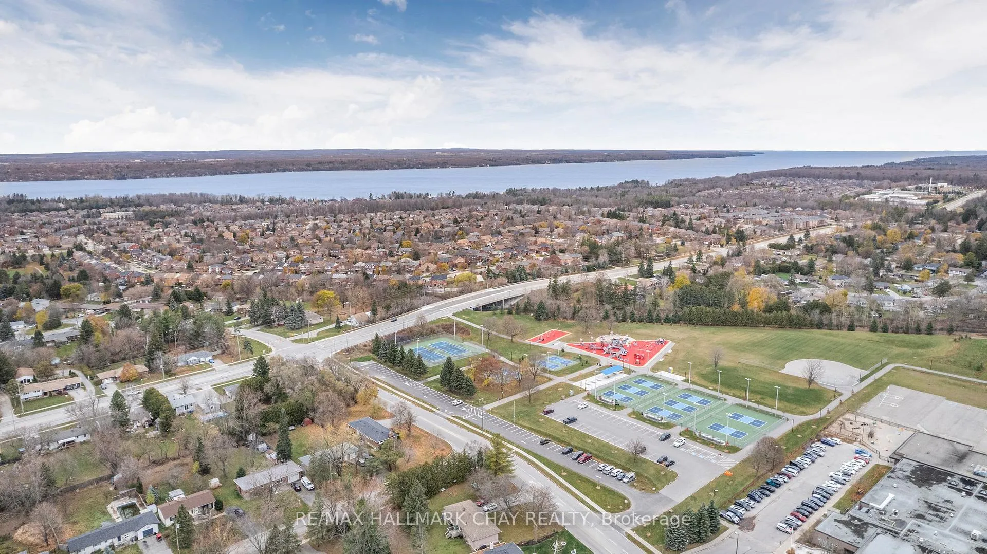 Photo 49 of Unit 211, 681 Yonge Street SW, Barrie, Painswick South — HOMEH