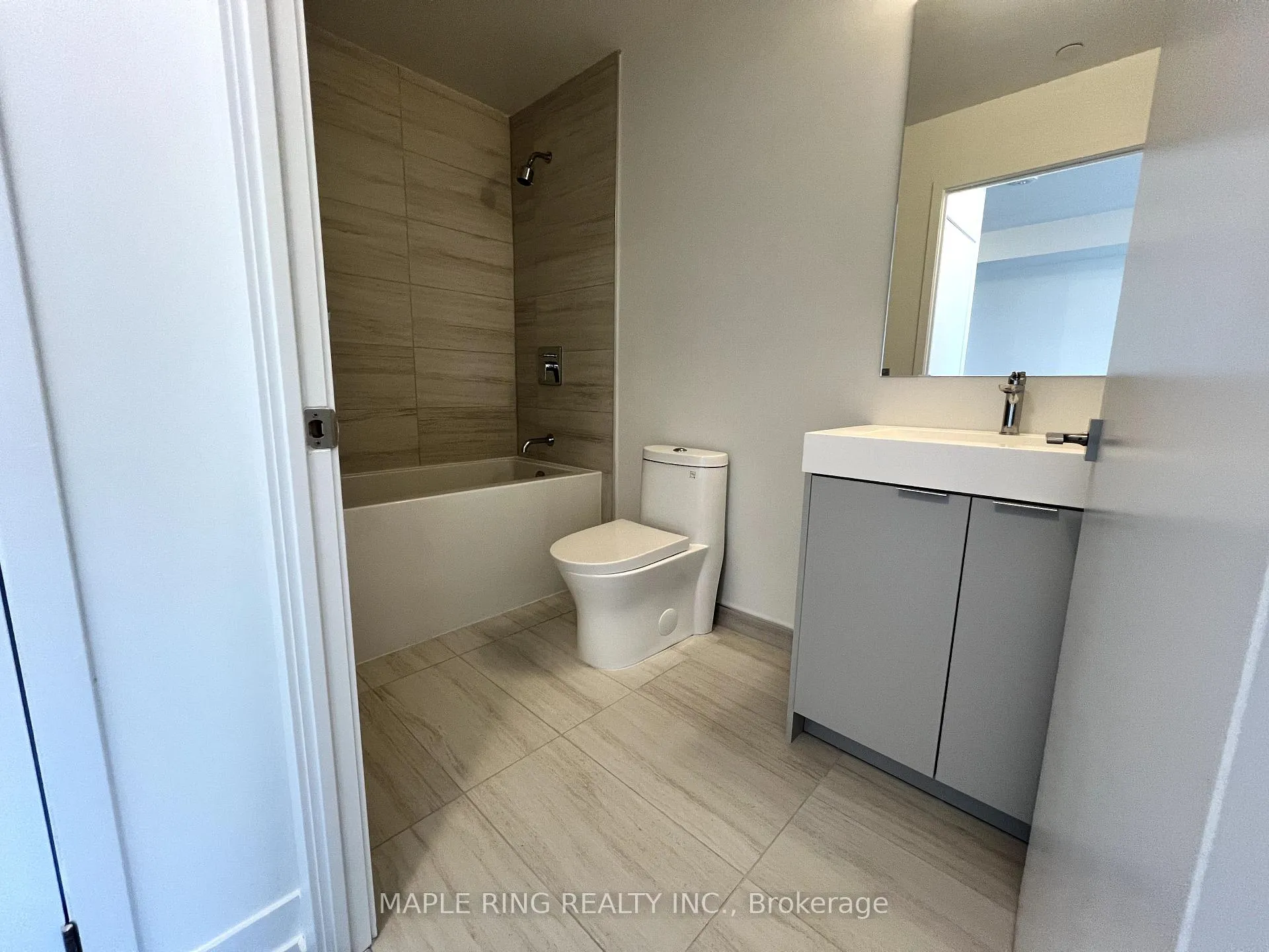 Photo 6 of Unit 1525, 498 Caldari Road, Vaughan, Concord — HOMEH