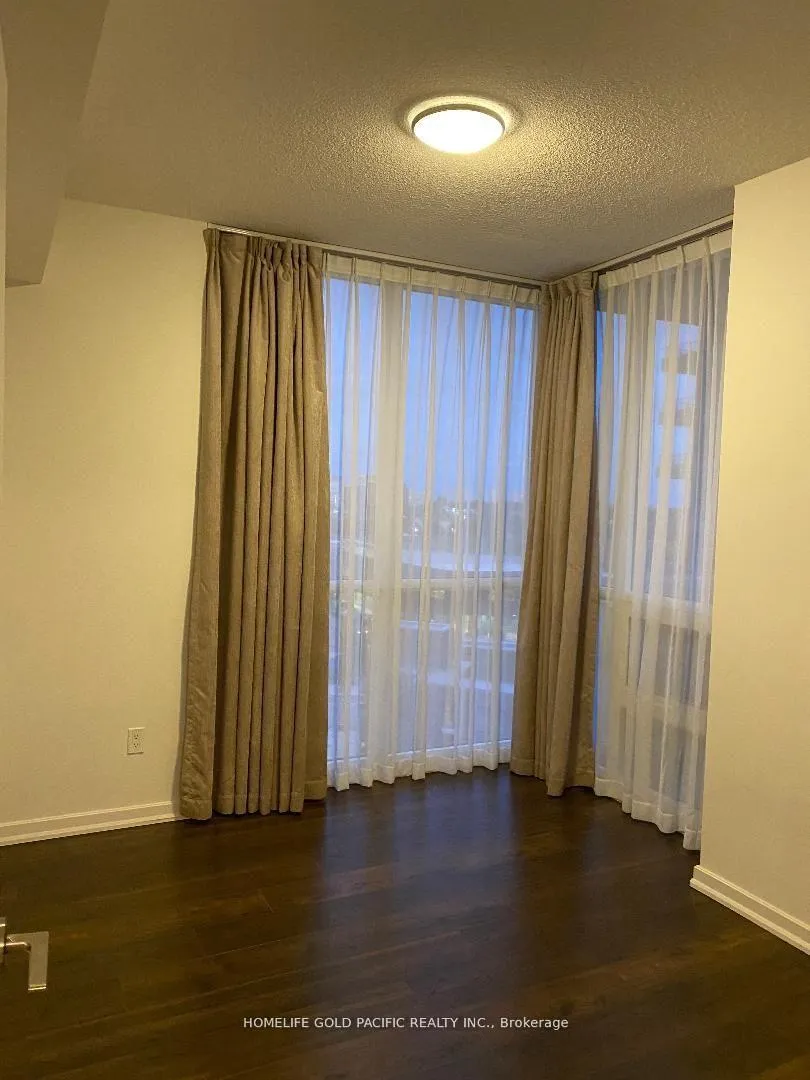 Photo 6 of Unit 808, 52 Forest Manor Road, North York, Henry Farm — HOMEH