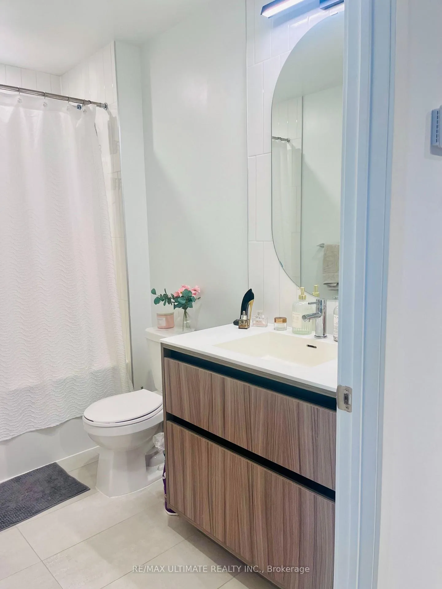 Photo 10 of Unit 236, 8 Beverley Glen Boulevard, Vaughan, Beverley Glen — HOMEH