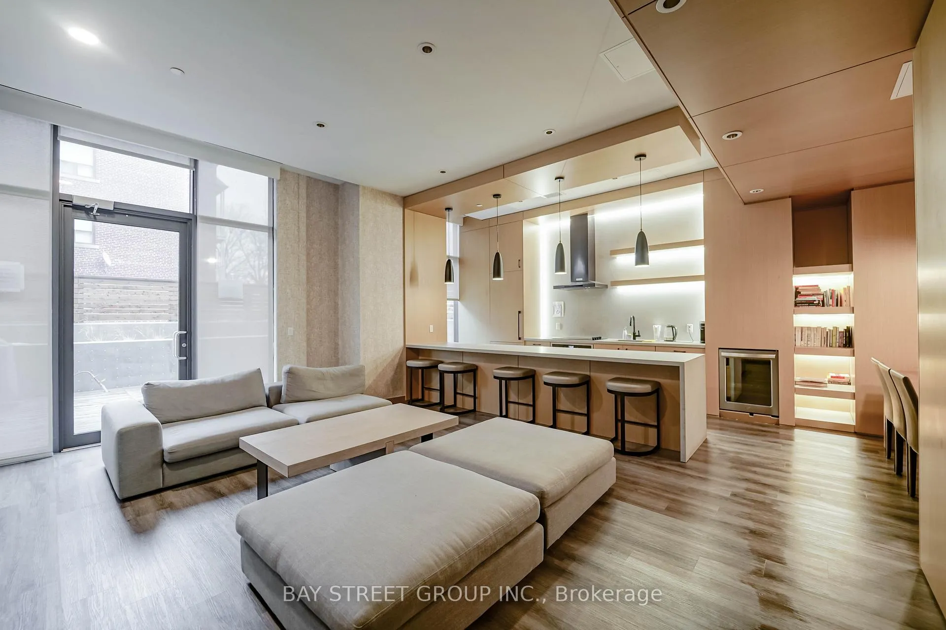 Photo 10 of Unit 711, 2369 Danforth Avenue, Toronto, East End-Danforth — HOMEH