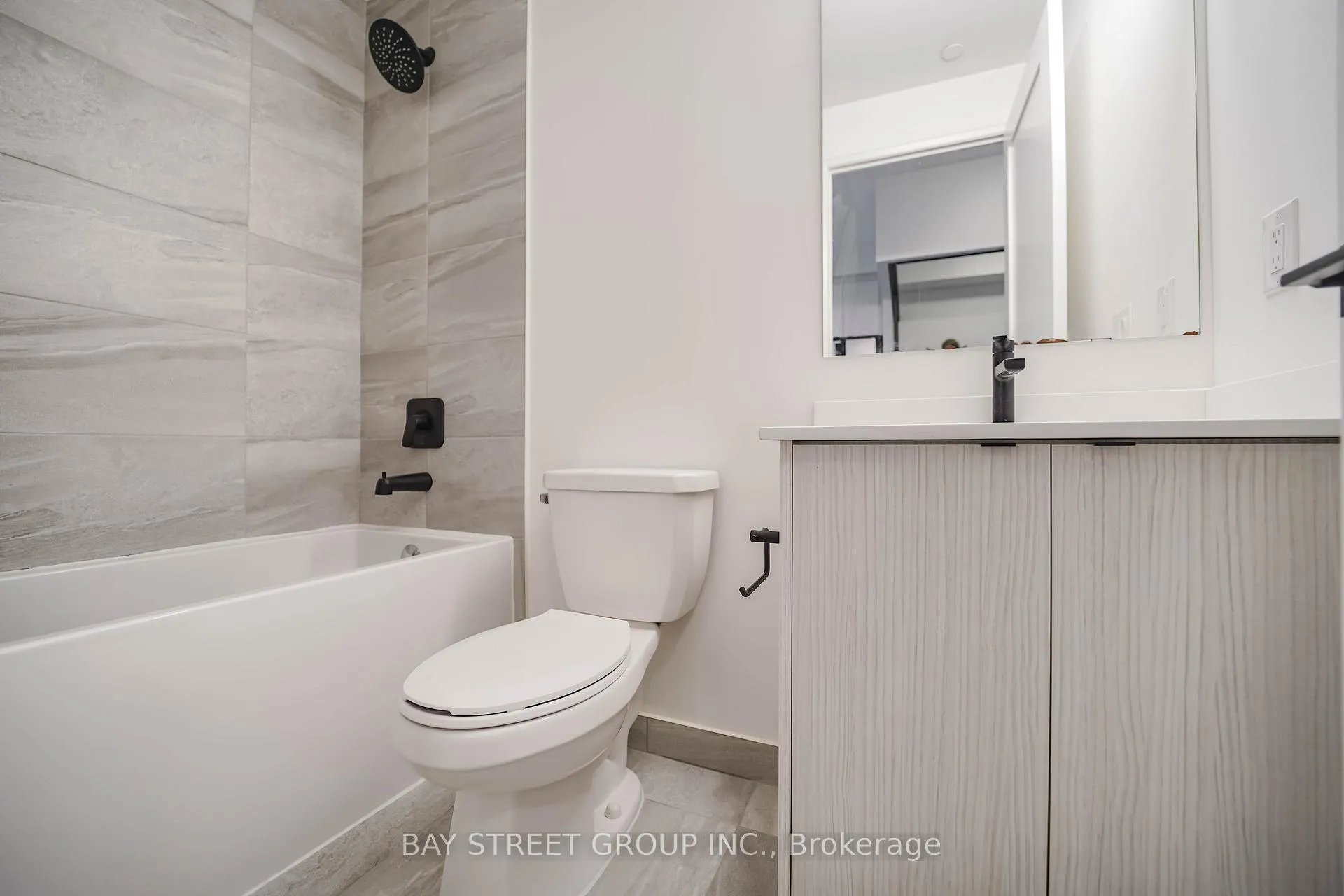 Photo 13 of Unit 711, 2369 Danforth Avenue, Toronto, East End-Danforth — HOMEH