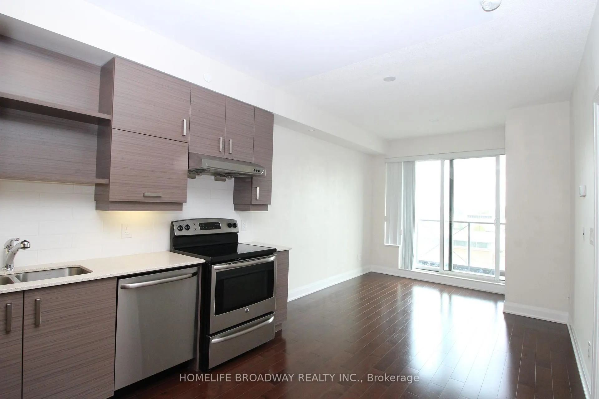 Photo 4 of Unit 611, 8200 Birchmount Road, Markham, Unionville — HOMEH