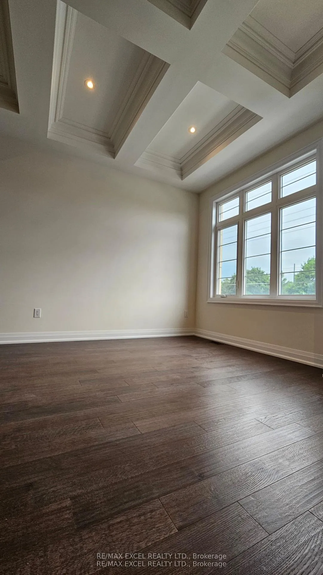 Photo 6 of 4197 Major Mackenzie Drive E, Markham, Angus Glen — HOMEH