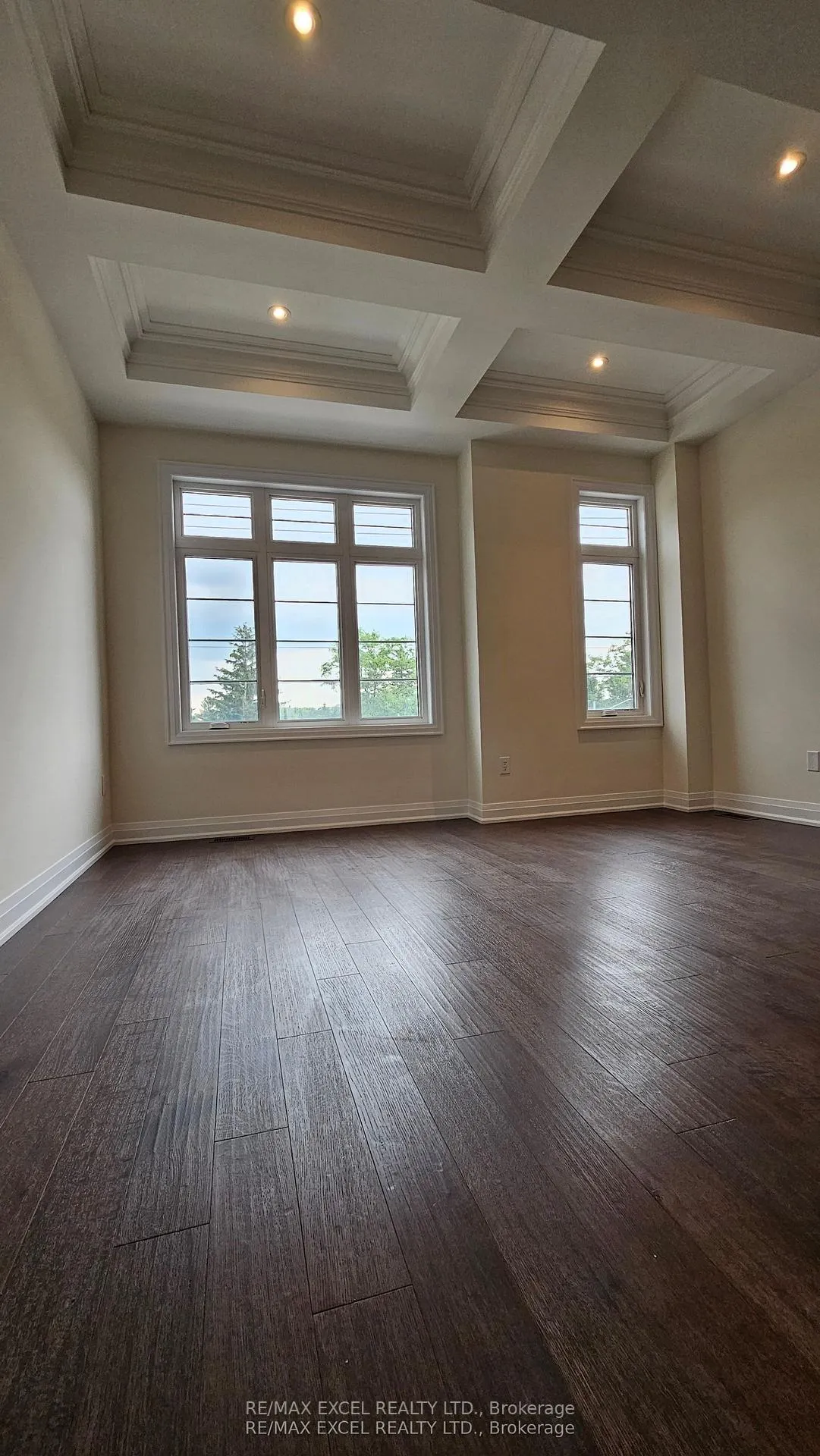 Photo 7 of 4197 Major Mackenzie Drive E, Markham, Angus Glen — HOMEH