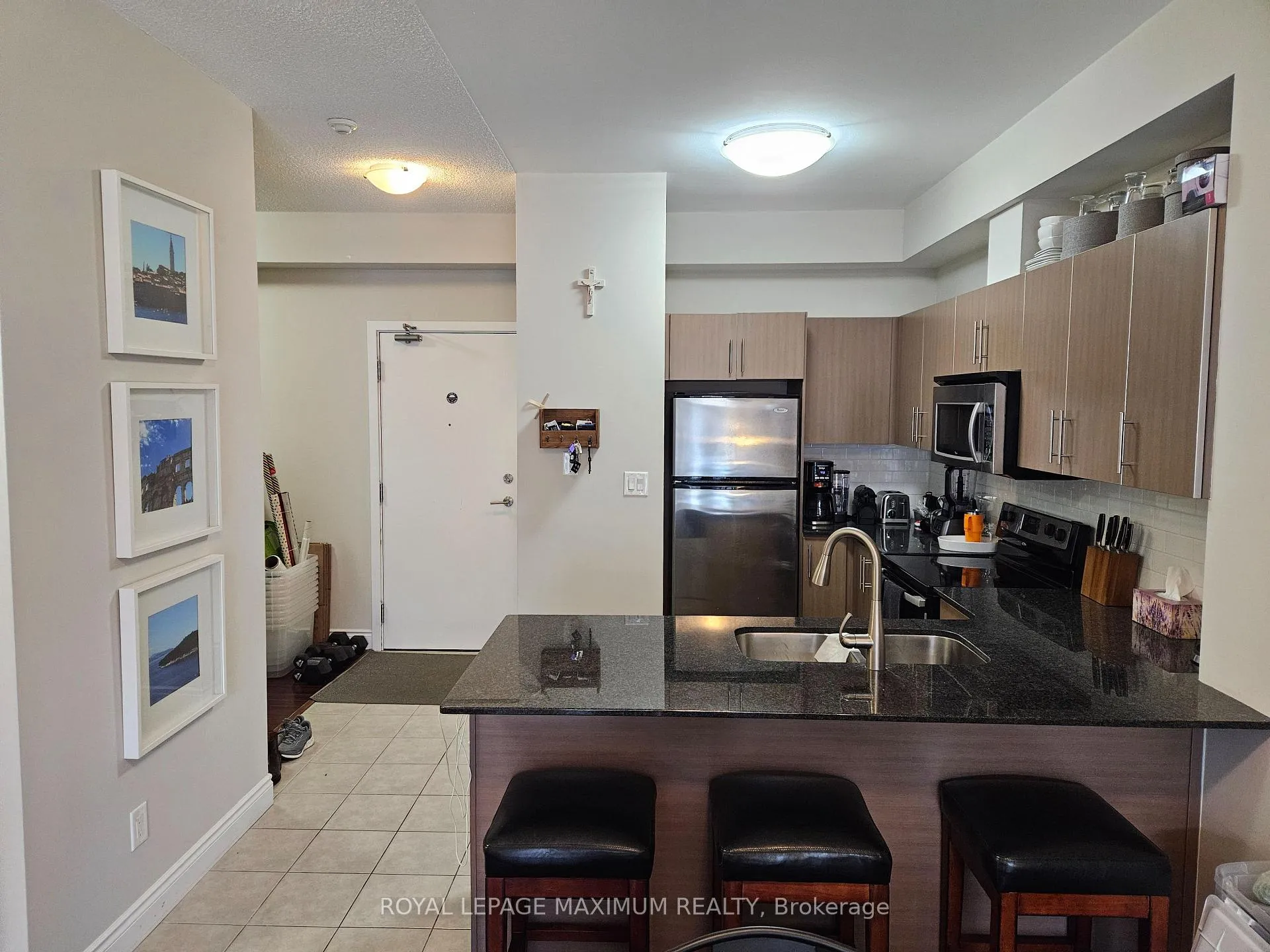 Photo 3 of Unit 504, 281 Woodbridge Avenue, Vaughan, West Woodbridge — HOMEH