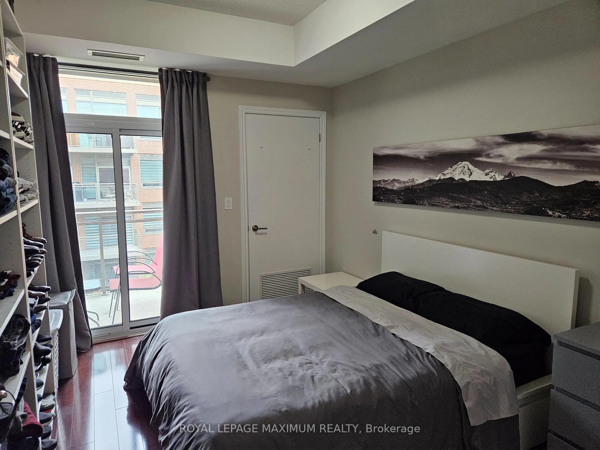Photo 5 of Unit 504, 281 Woodbridge Avenue, Vaughan, West Woodbridge — HOMEH