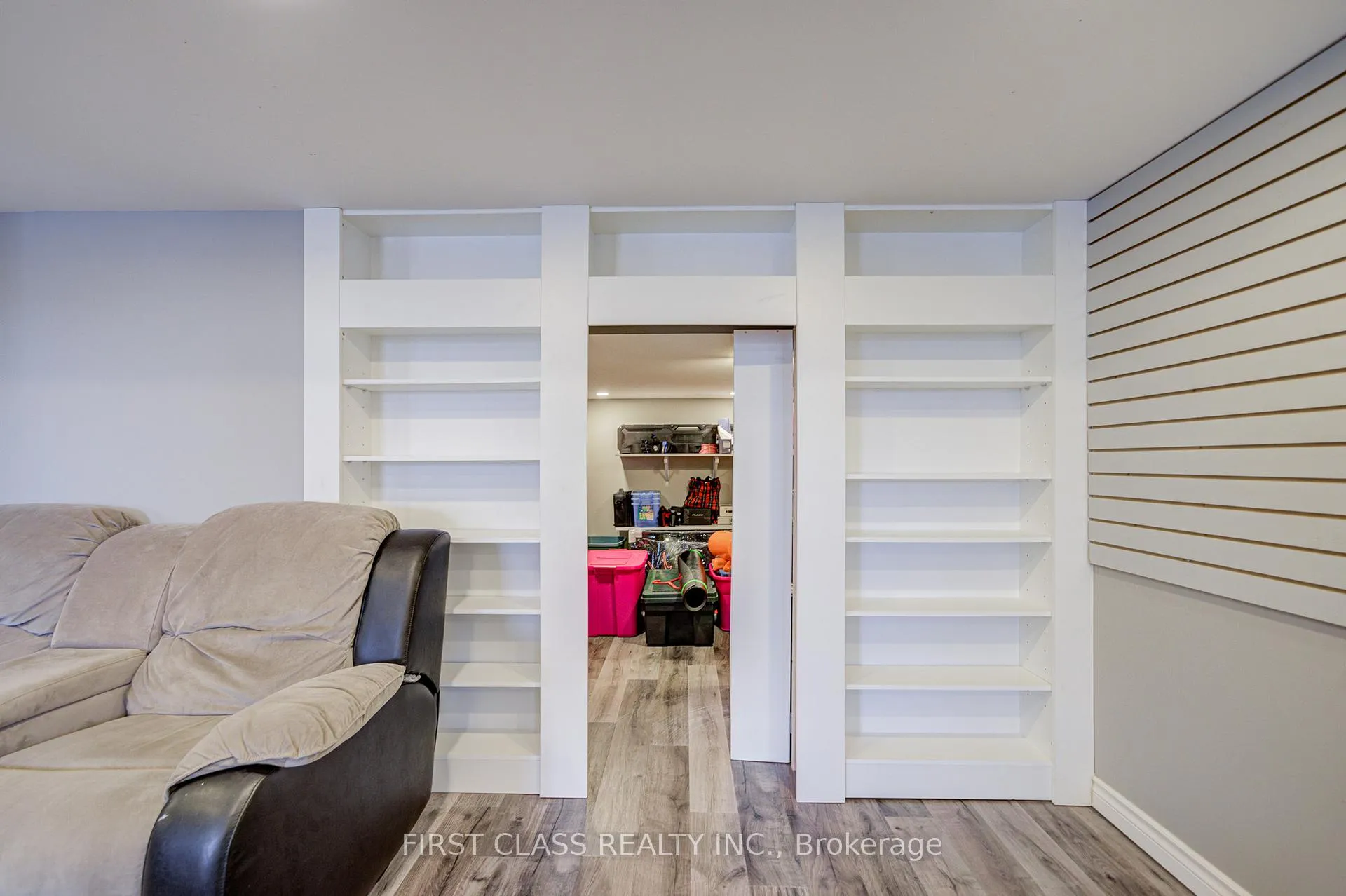 Photo 32 of 41 William Bartlett Drive, Markham, Berczy — HOMEH