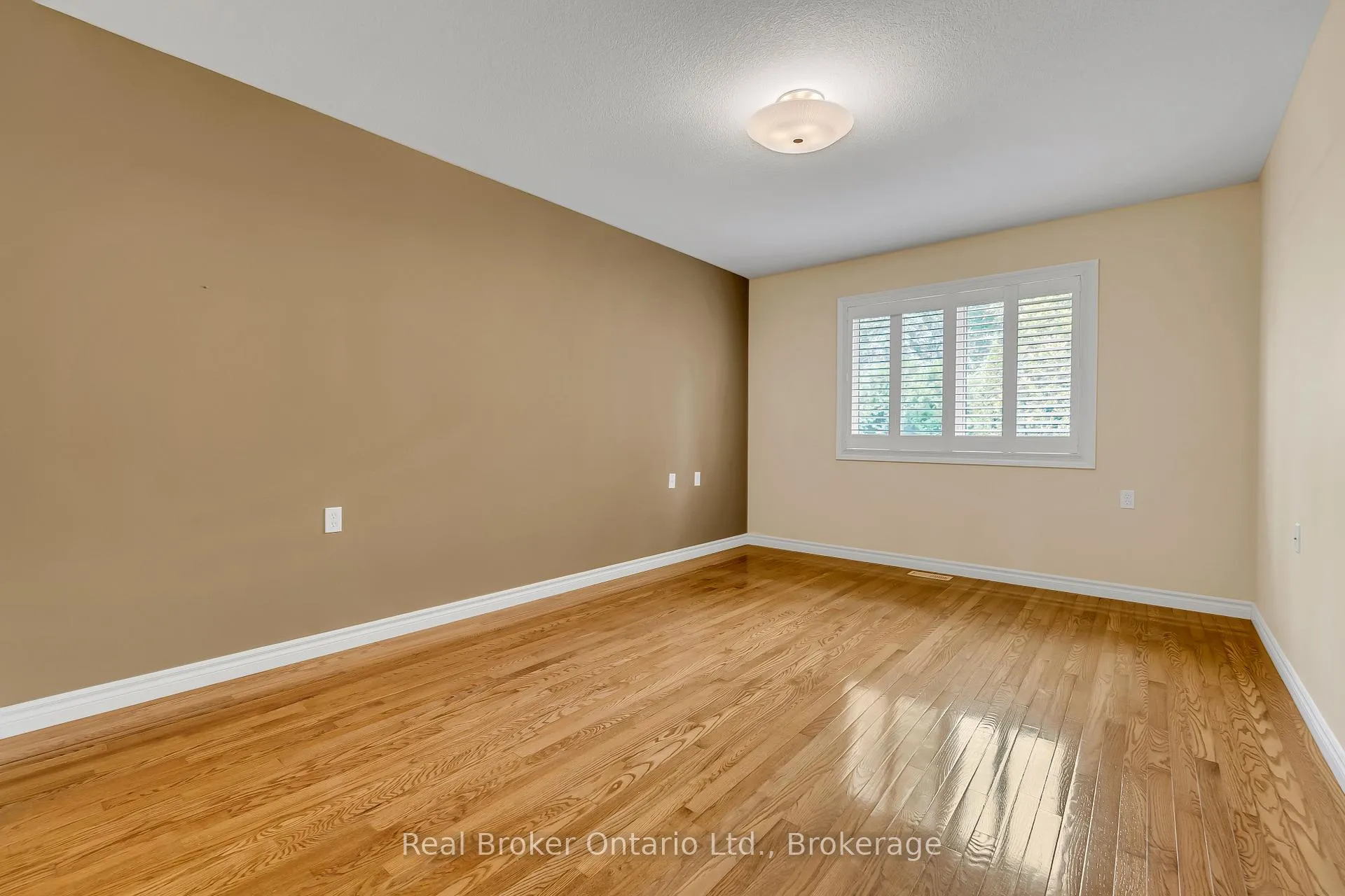 Photo 18 of Unit 002F, 350 Doon Valley Drive, Kitchener — HOMEH