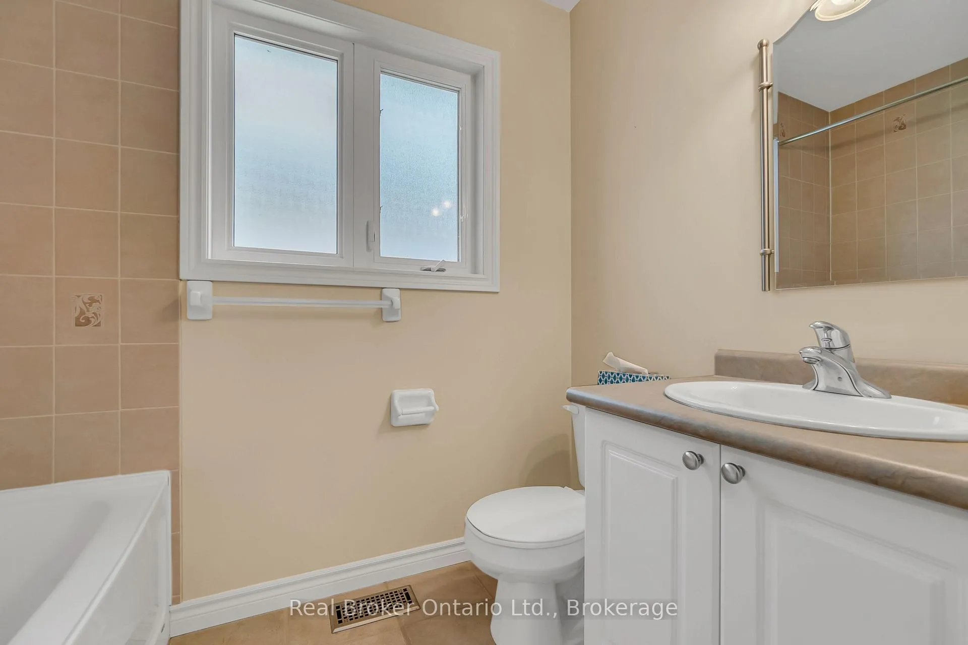 Photo 21 of Unit 002F, 350 Doon Valley Drive, Kitchener — HOMEH