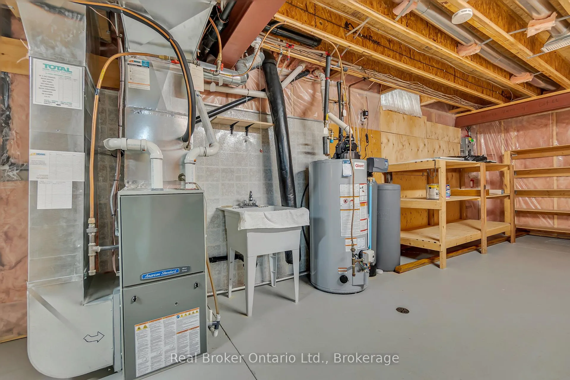 Photo 26 of Unit 002F, 350 Doon Valley Drive, Kitchener — HOMEH