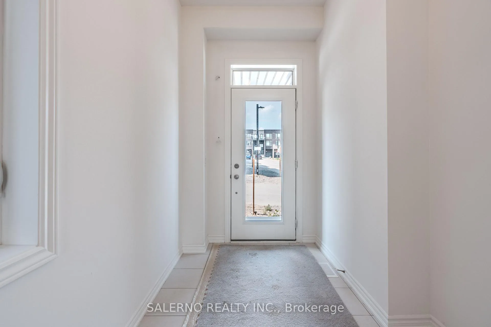Photo 4 of 73 Divadale Road, Vaughan, Elder Mills — HOMEH