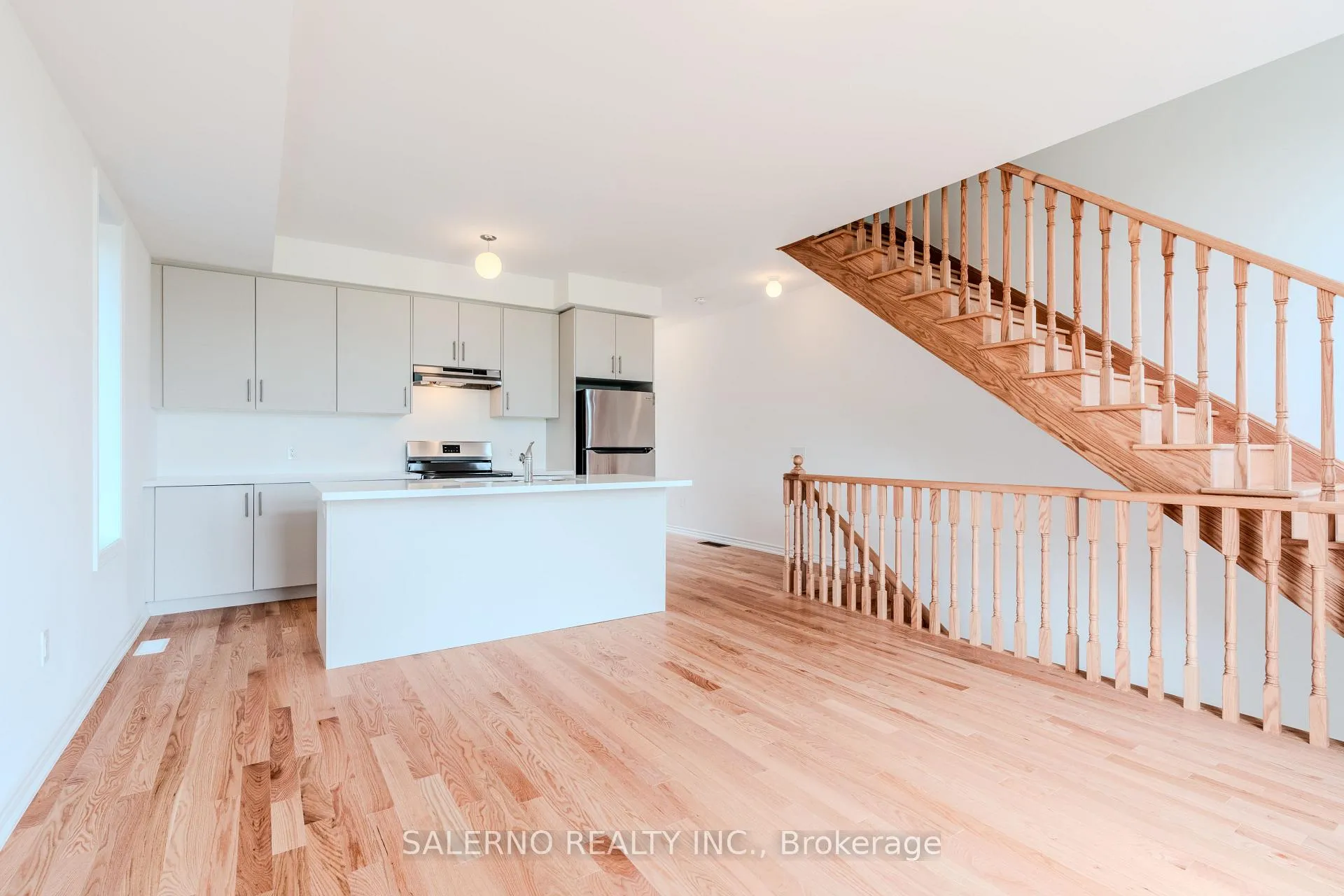 Photo 12 of 73 Divadale Road, Vaughan, Elder Mills — HOMEH