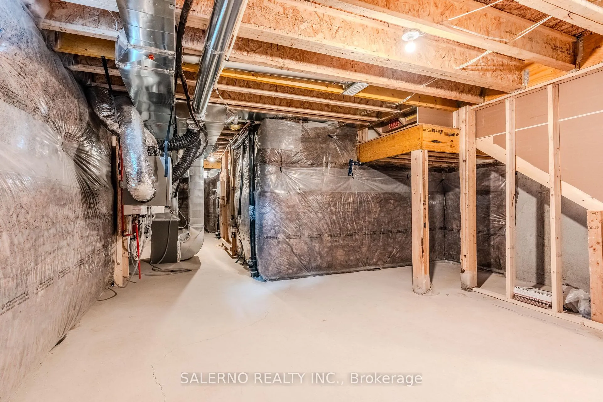 Photo 36 of 73 Divadale Road, Vaughan, Elder Mills — HOMEH