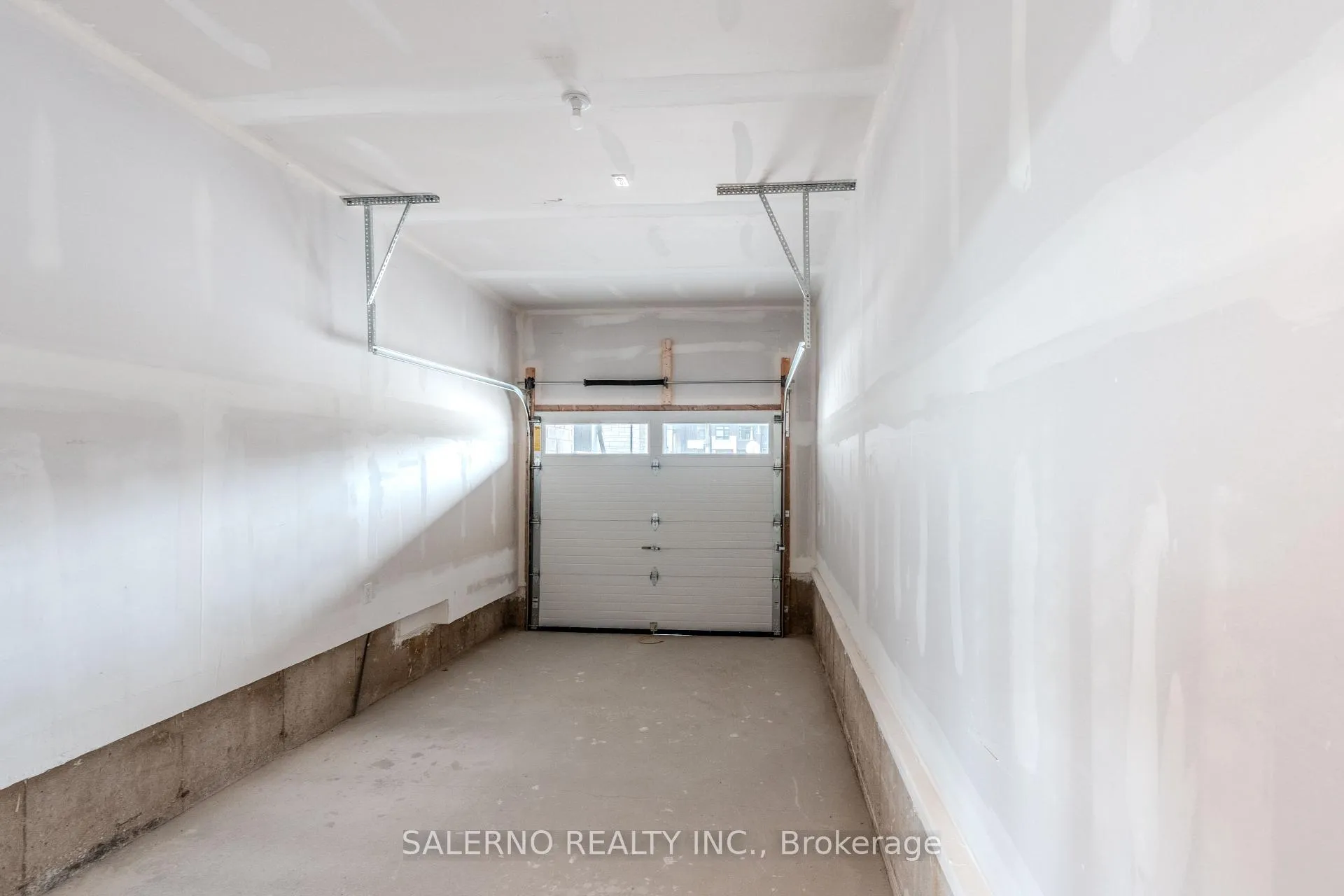 Photo 37 of 73 Divadale Road, Vaughan, Elder Mills — HOMEH