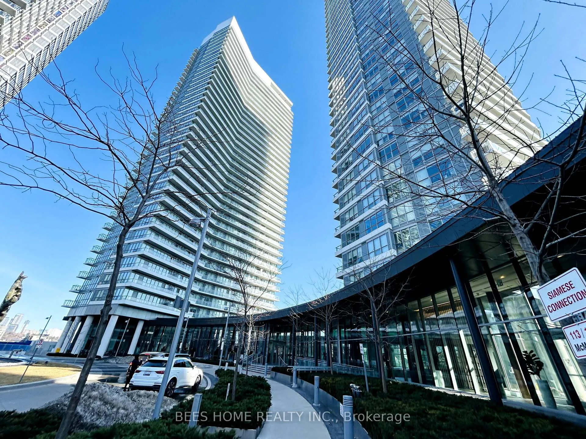 Front of Unit 1905, 115 McMahon Drive