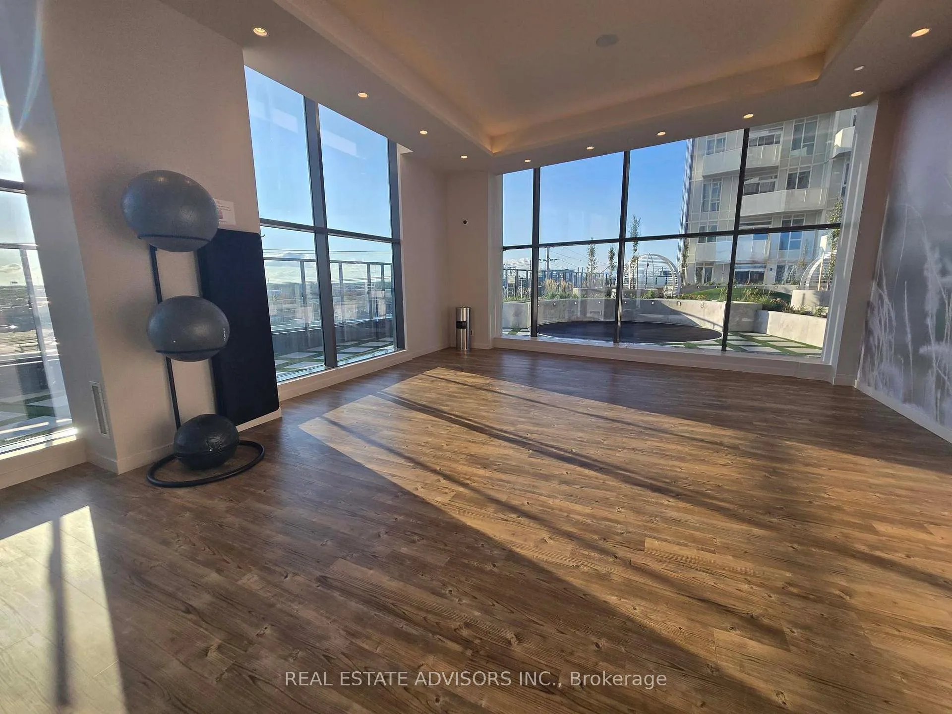 Photo 19 of Unit 1724, 498 Caldari Road, Vaughan, Concord — HOMEH