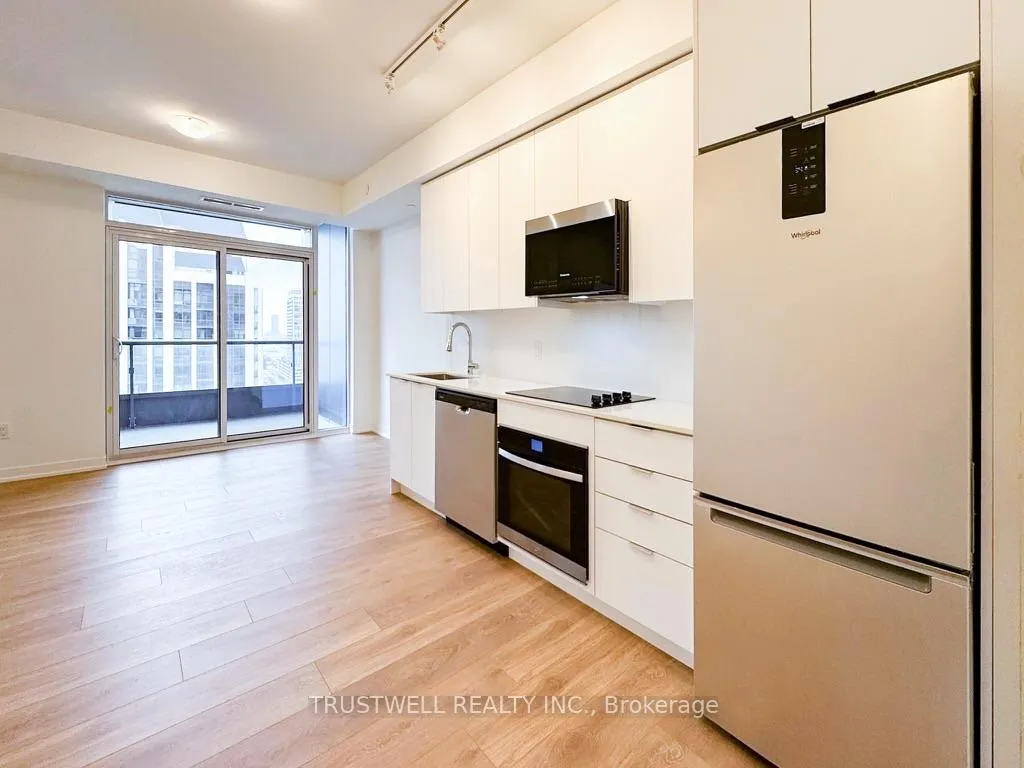 Photo 5 of Unit 1819, 10 Abeja Street, Vaughan, Concord — HOMEH